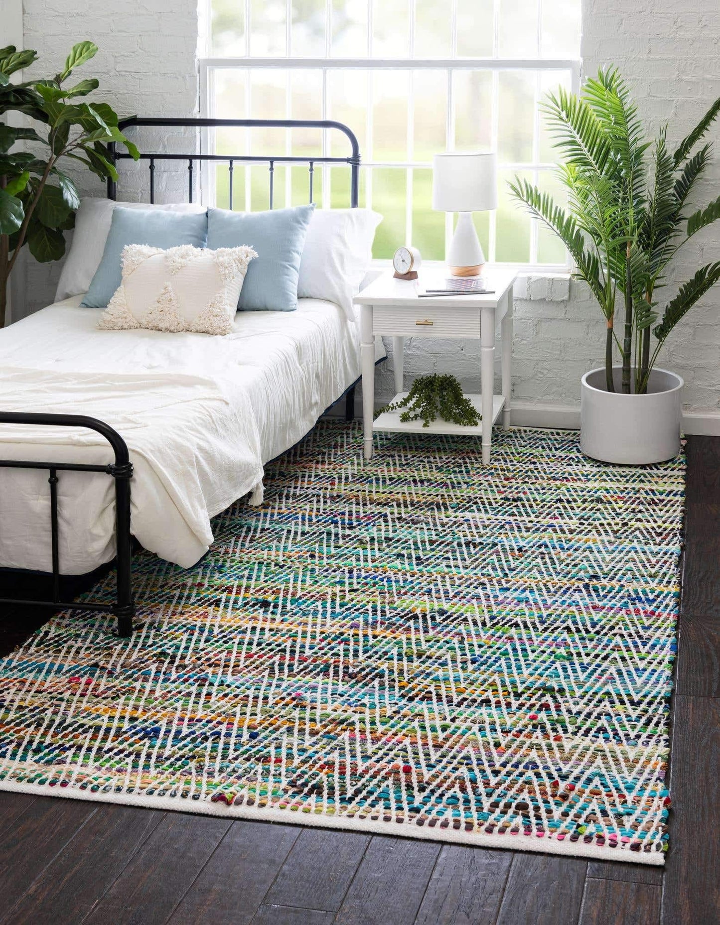 Unique Loom Chindi Chevron Collection Area Rug - Claire (5' 1" x 8' Rectangle, Green/ Ivory)