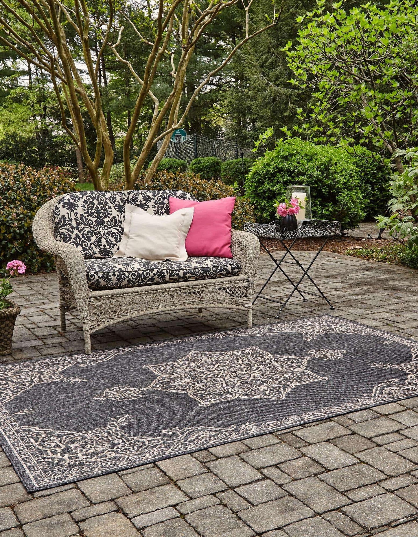 Unique Loom Outdoor Traditional Collection Area Rug - Antique (2' x 3' 1" Rectangle Charcoal Gray/Natural)
