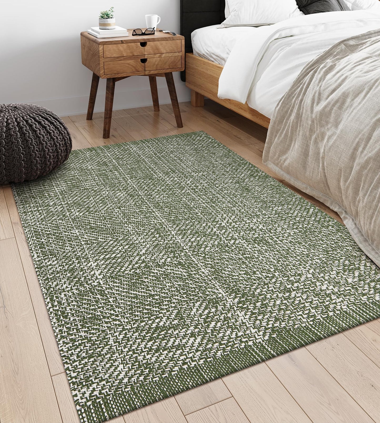 LEEVAN Washable Area Rug 4x6, Hand-Woven Cotton Living Room Rug, Green Braided Bedroom Rug, Farmhouse Indoor/Outdoor Floor Carpet for Patio, Nursery, Office, Playroom, Dining Room