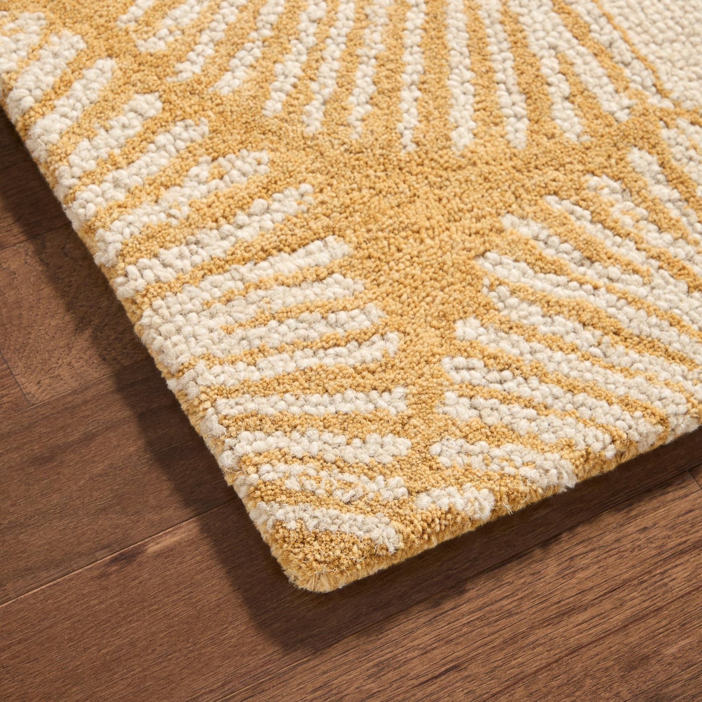 Nicole Miller New York Kendall Fluted Geo Handcrafted Area Rug, 100% Wool Rug, Gold, 8'x10'