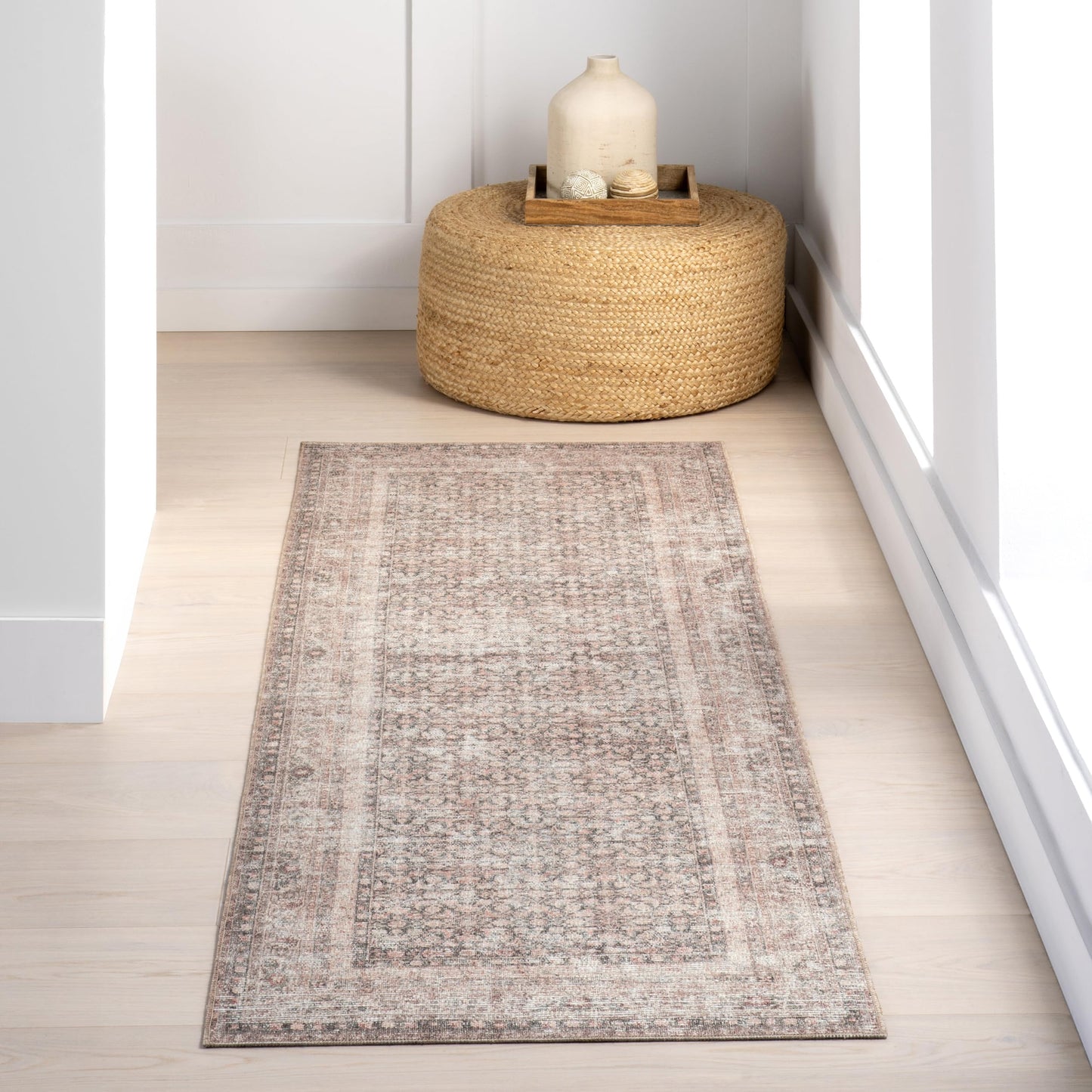 Nuloom Hillstone Collection Olene Light Brown/Brown, 2'8" x 8', Vintage Medallion, Soft and Cozy, High Traffic, Stain Resistant, Easy Clean, Durable Area Rug for Bedroom, Living Room, Dining, Foyer