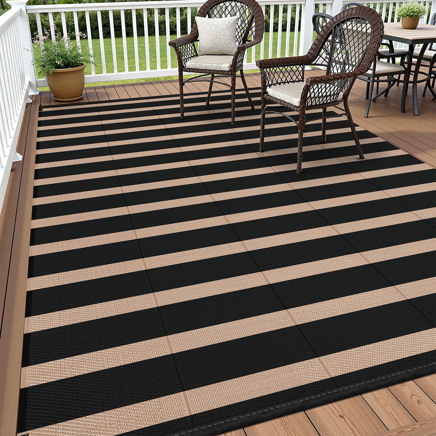 Vaukki Waterproof Outdoor Rug 5x8, Reversible Striped Patio Rug, Lightweight Plastic Straw Camping Mat, Indoor Outdoor RV Carpet for Outsides, Patio, Camping, Balcony, RV and Deck, Black and Beige