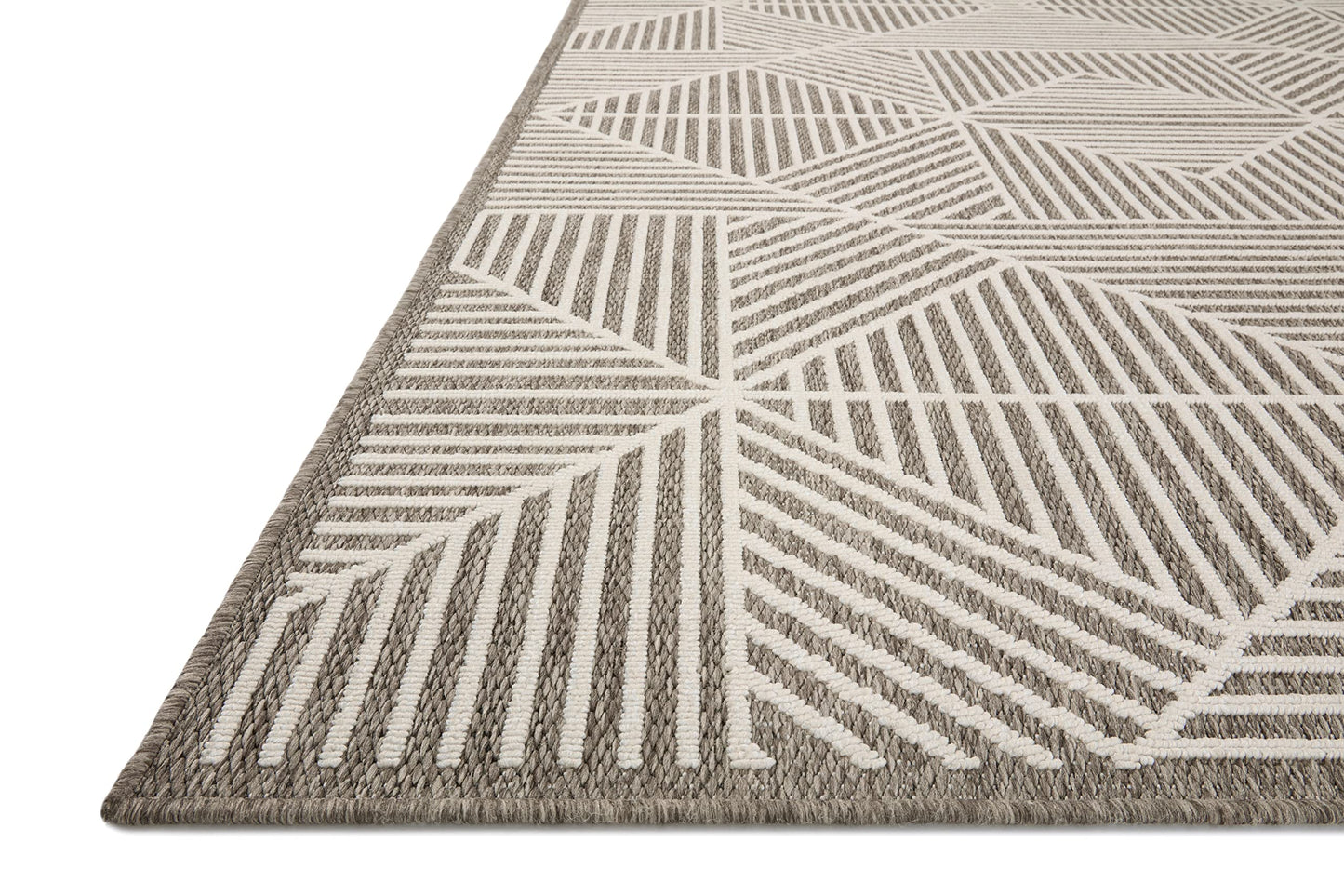 Loloi II Rainier Collection RAI-03 Beige/Ivory, Indoor/Outdoor 7'-10" x 10'-10" Area Rug
