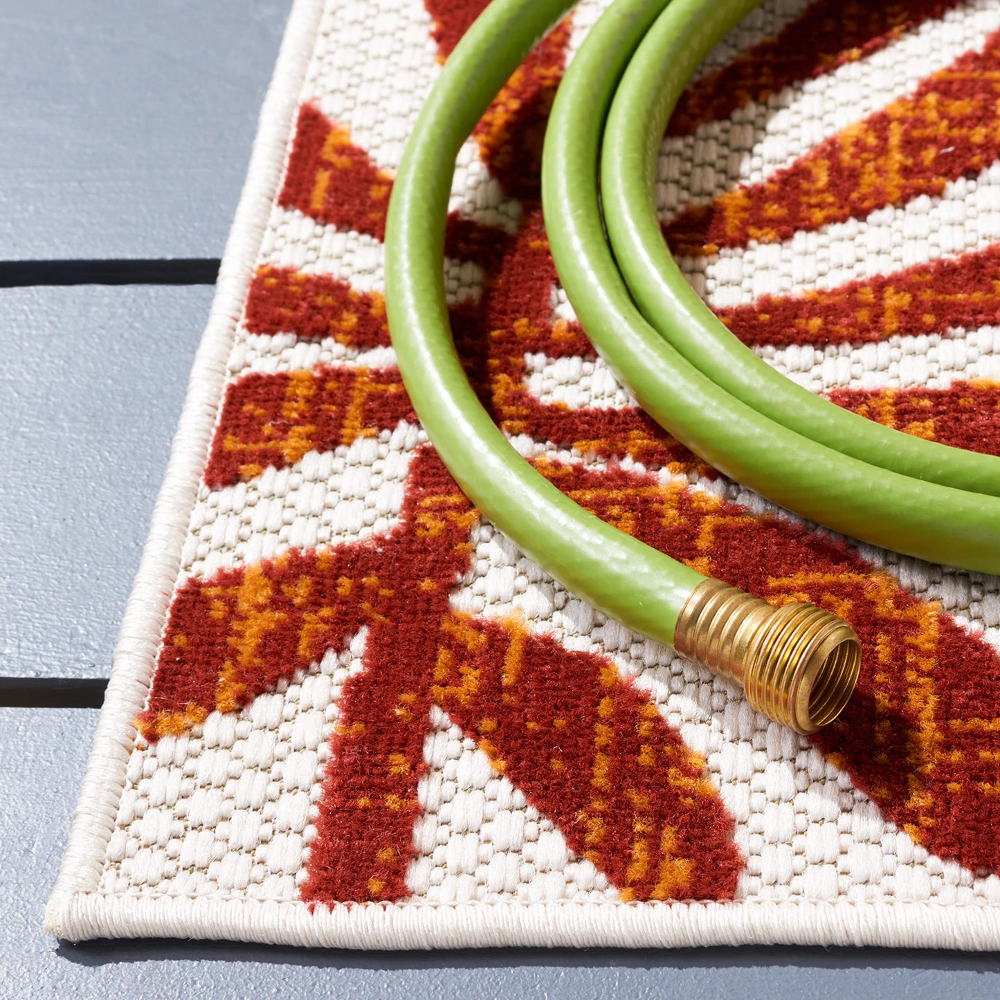 SAFAVIEH Washable Rug Outdoor Cabana Collection - 2' x 6' Runner, Cream & Red, Non-Shedding & Easy to Clean, Ideal for Patio, Backyard, Mudroom (CBN814A)