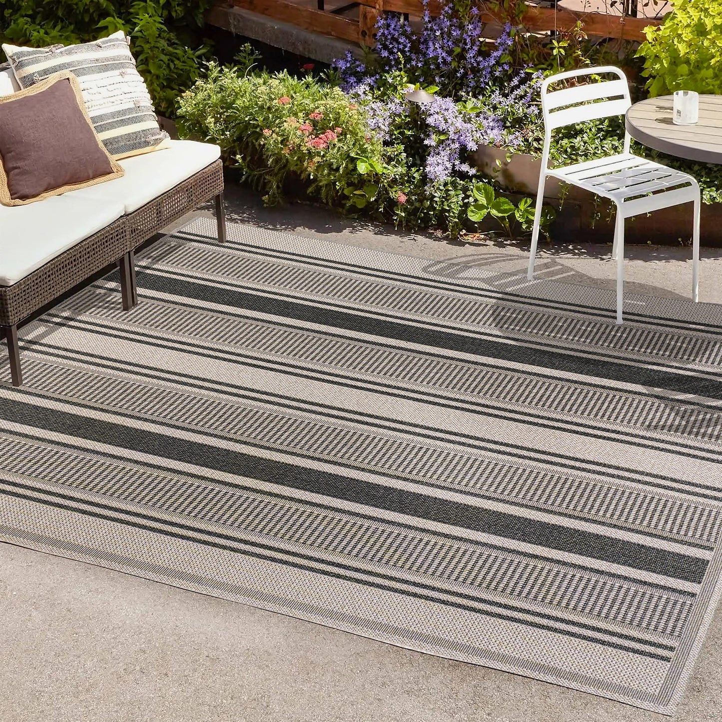 JONATHAN Y Double Stripe Indoor Outdoor Area Rug 3X5 Black/Beige, Haynes Modern for Backyard, Patio, Porch, Easy-Cleaning, High Traffic, Pet-Friendly, Non-Shedding (SMB202D-3)
