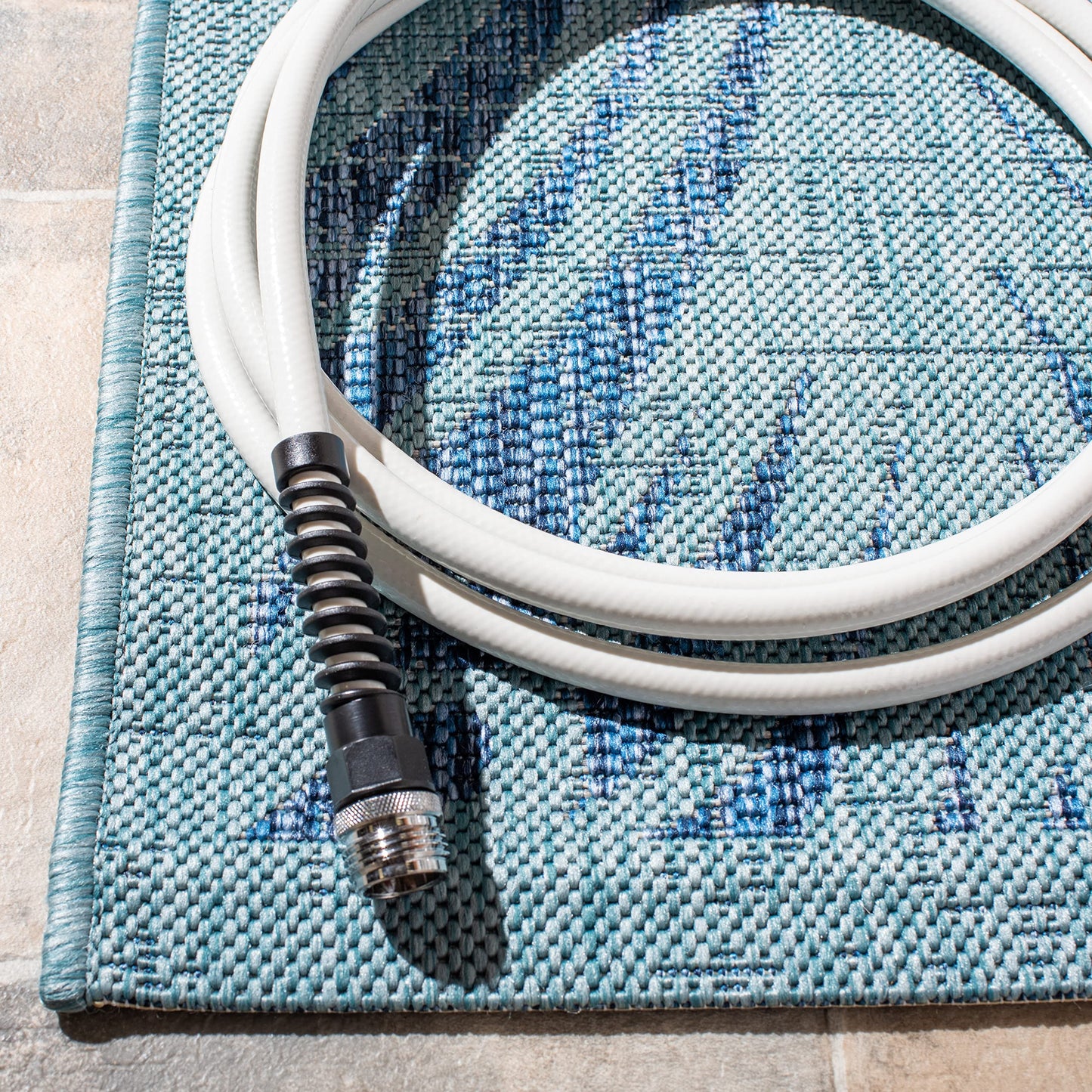 SAFAVIEH Washable Rug Outdoor Courtyard Collection - 3' x 5', Aqua Blue & Navy, Non-Shedding & Easy Cleaning, Ideal for Patio, Backyard, Mudroom (CY7557-39421)