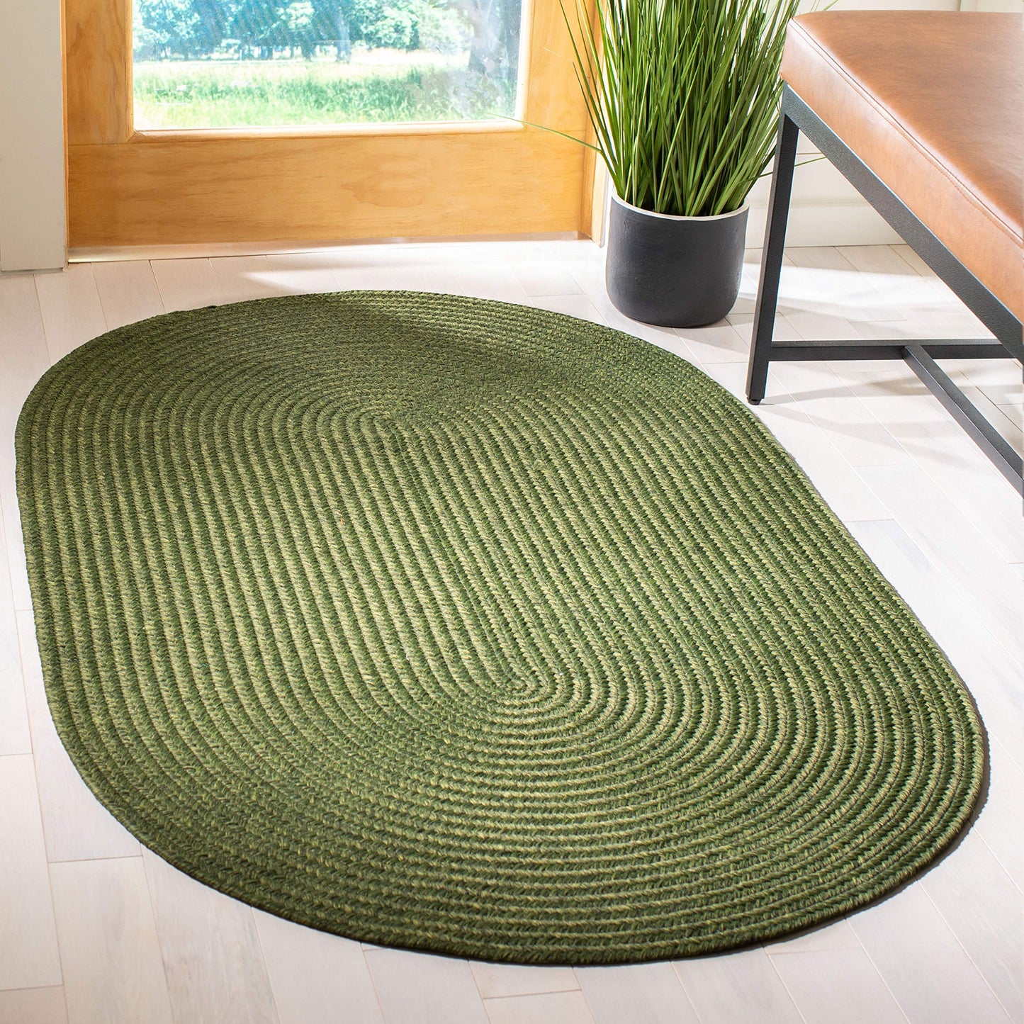 SAFAVIEH Braided Indoor/Outdoor Washable Accent Rug 3x5, Green BRD315A