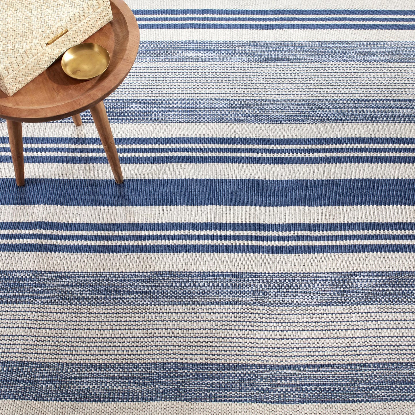 Dash & Albert Quincy Stripe Denim Handwoven Indoor/Outdoor Rug, 2 X 3 Feet, Blue/Ivory Stripe Pattern - Premium Luxury Hotel Quality Soft Breathable Hypoallergenic Machine Washable Easy Care All