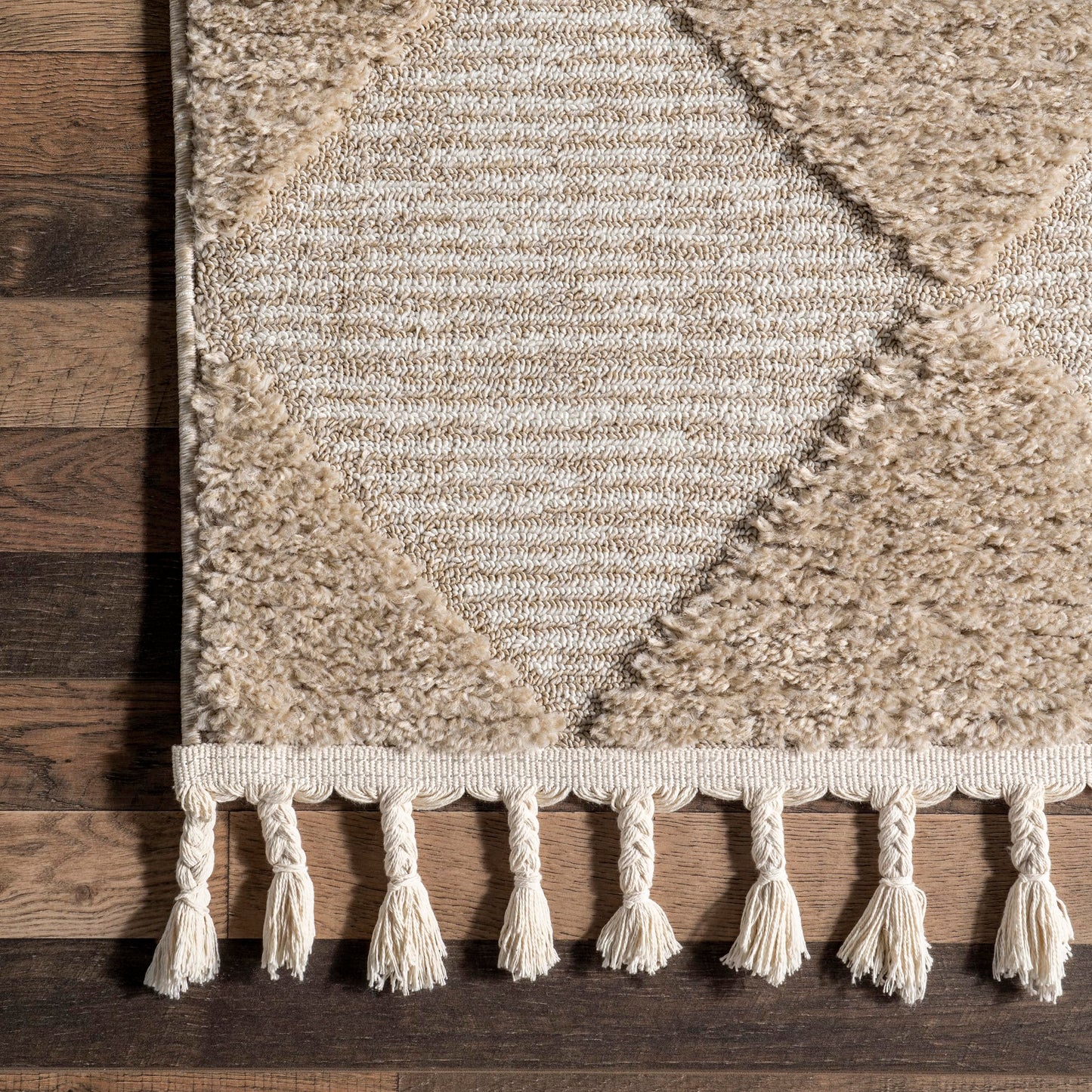 Nuloom Marissa Beige/Ivory, 5'3" x 7'6", Diamond, Tassel, Soft and Cozy, High Traffic, Stain Resistant, Easy Clean, Durable Area Rug for Bedroom, Living Room, Dining Space, Den, Foyer, Entryway