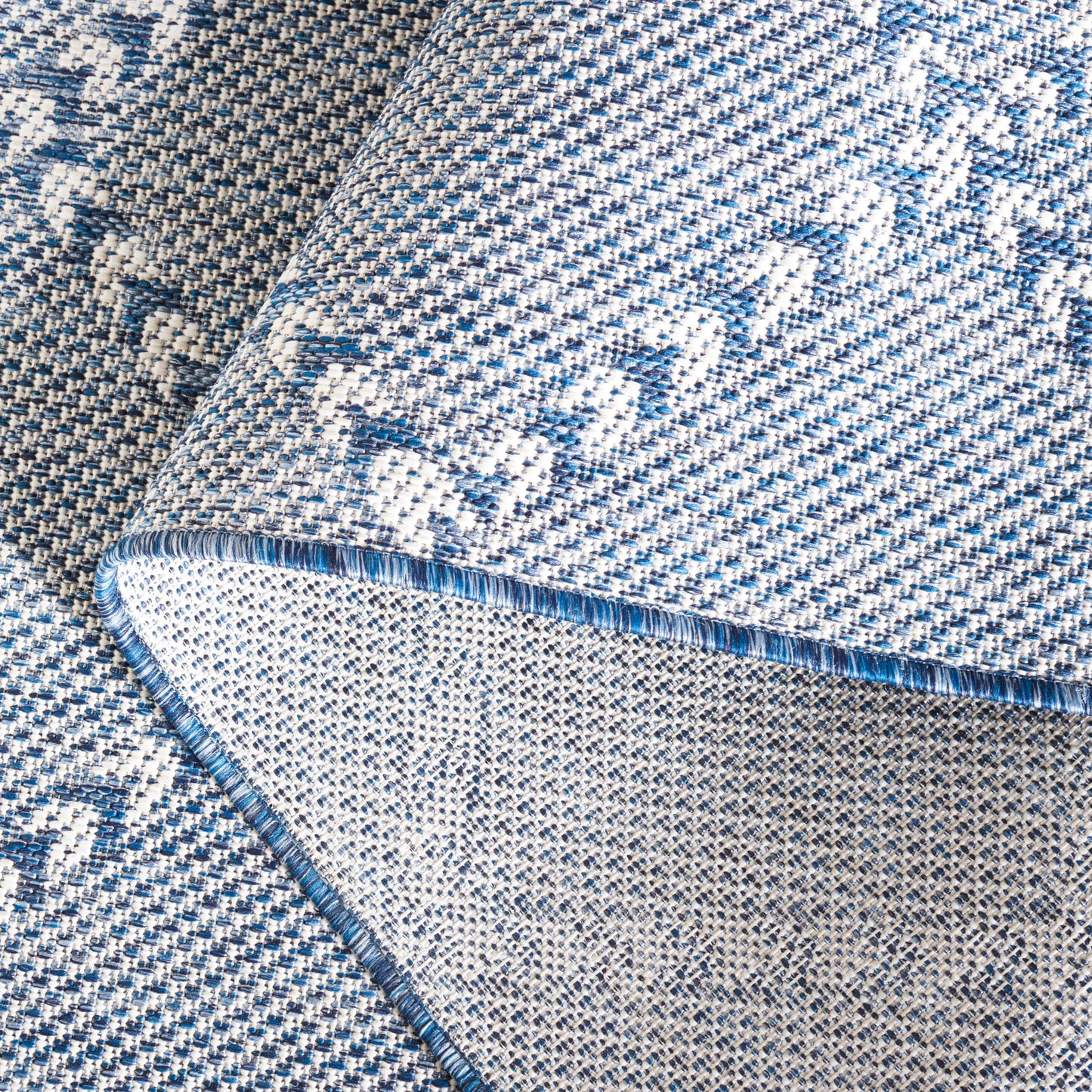 SAFAVIEH Washable Rug Outdoor Courtyard Collection - 9' x 12', Navy & Ivory, Non-Shedding & Easy Cleaning, Ideal for Patio, Backyard, Mudroom (CY8234-534)