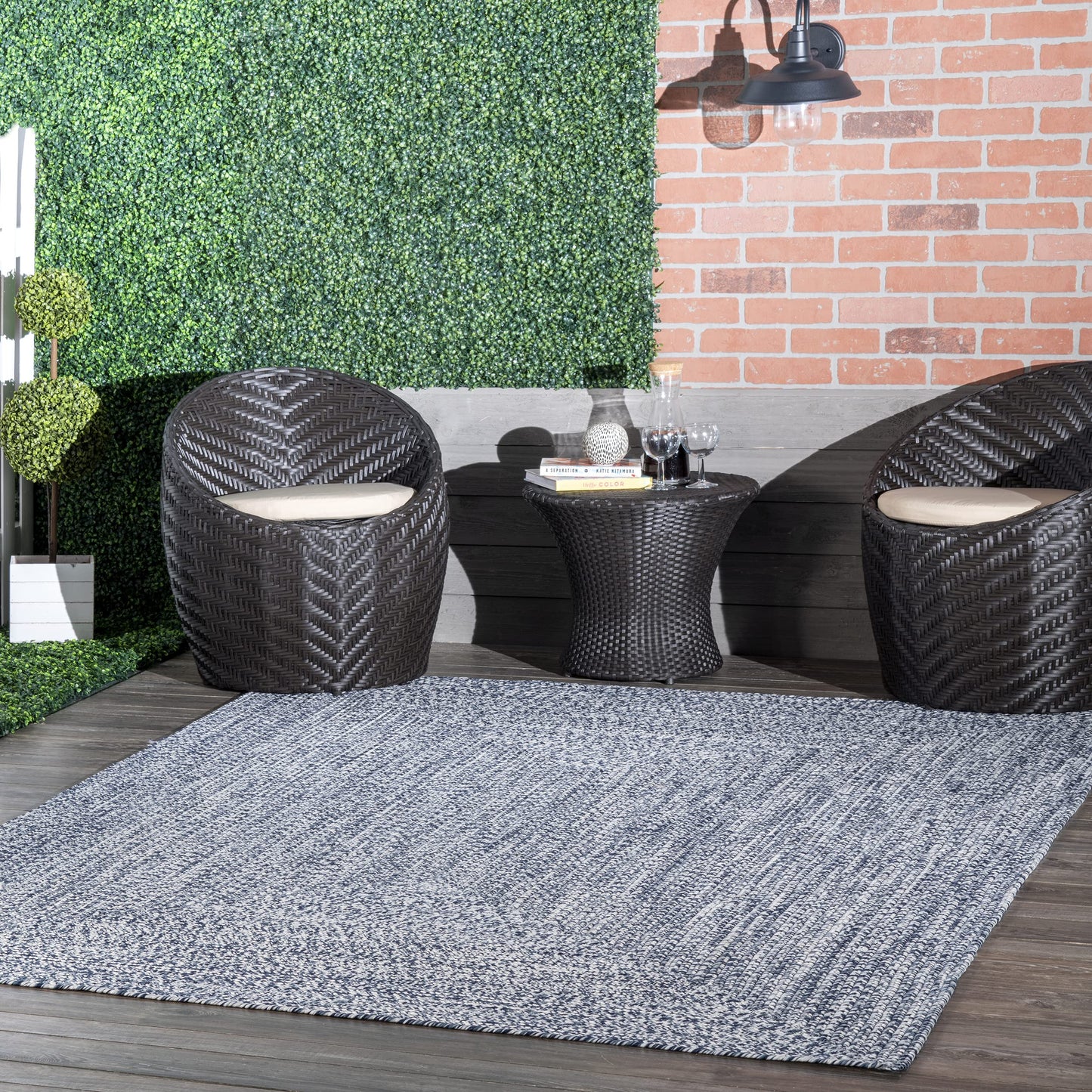 nuLOOM 5' x 8' Solid Hand Braided Indoor/Outdoor Area Rug, Pet-Friendly, High Traffic, Weather Resistant, for Patio, Balcony, Bedroom, Living, Dining Room, Wynn Navy