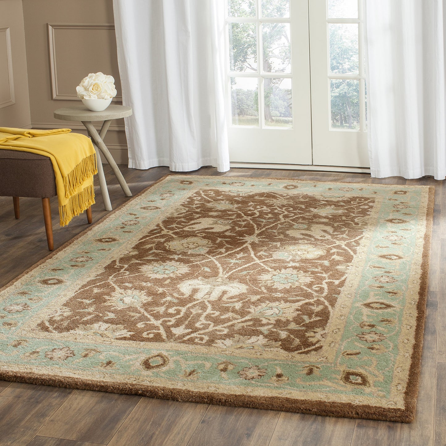 SAFAVIEH Antiquity Collection Accent Rug - 3' x 5', Brown & Green, Handmade Traditional Oriental Wool, Ideal for High Traffic Areas in Entryway, Living Room, Bedroom (AT21G)