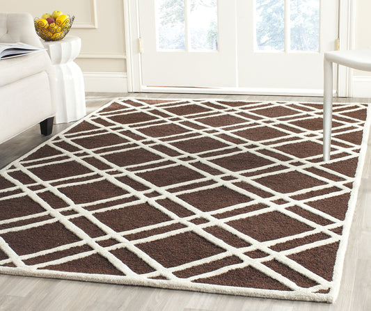 SAFAVIEH Cambridge Collection Accent Rug - 3' x 5', Dark Brown & Ivory, Handmade Moroccan Trellis Wool, Ideal for High Traffic Areas in Entryway, Living Room, Bedroom (CAM142H)