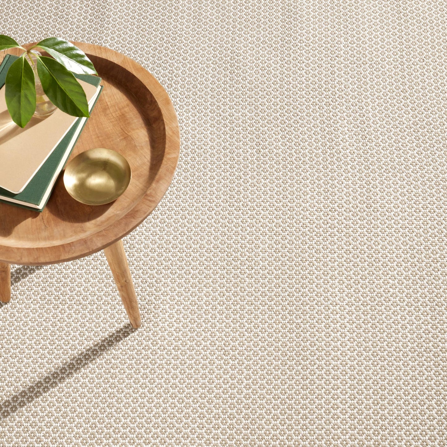 Dash and Albert Finn Indoor/Outdoor Area Rug - 2' x 3' Khaki Honeycomb Handwoven Accent Rug - Durable, Fade Resistant, High Traffic Friendly - Premium Luxury Hotel Quality Soft Breathable