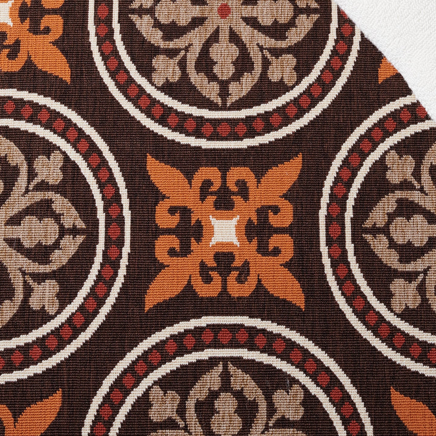 SAFAVIEH Washable Rug Outdoor Veranda Collection - 4' x 5'7", Chocolate & Terracotta, Non-Shedding & Easy to Clean, Ideal for Patio, Backyard, Mudroom (VER030-0325)