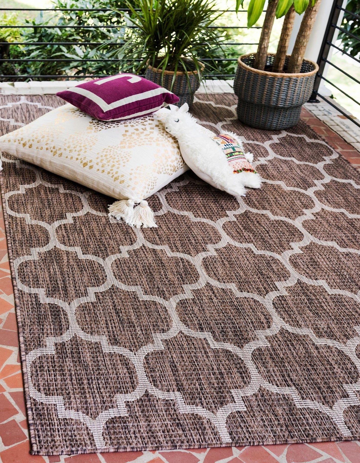 Unique Loom Outdoor Trellis Collection Area Rug (4' 1" x 6' 1" Rectangle, Brown/ Ivory)
