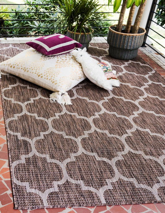 Unique Loom Outdoor Trellis Collection Area Rug (4' 1" x 6' 1" Rectangle, Brown/ Ivory)