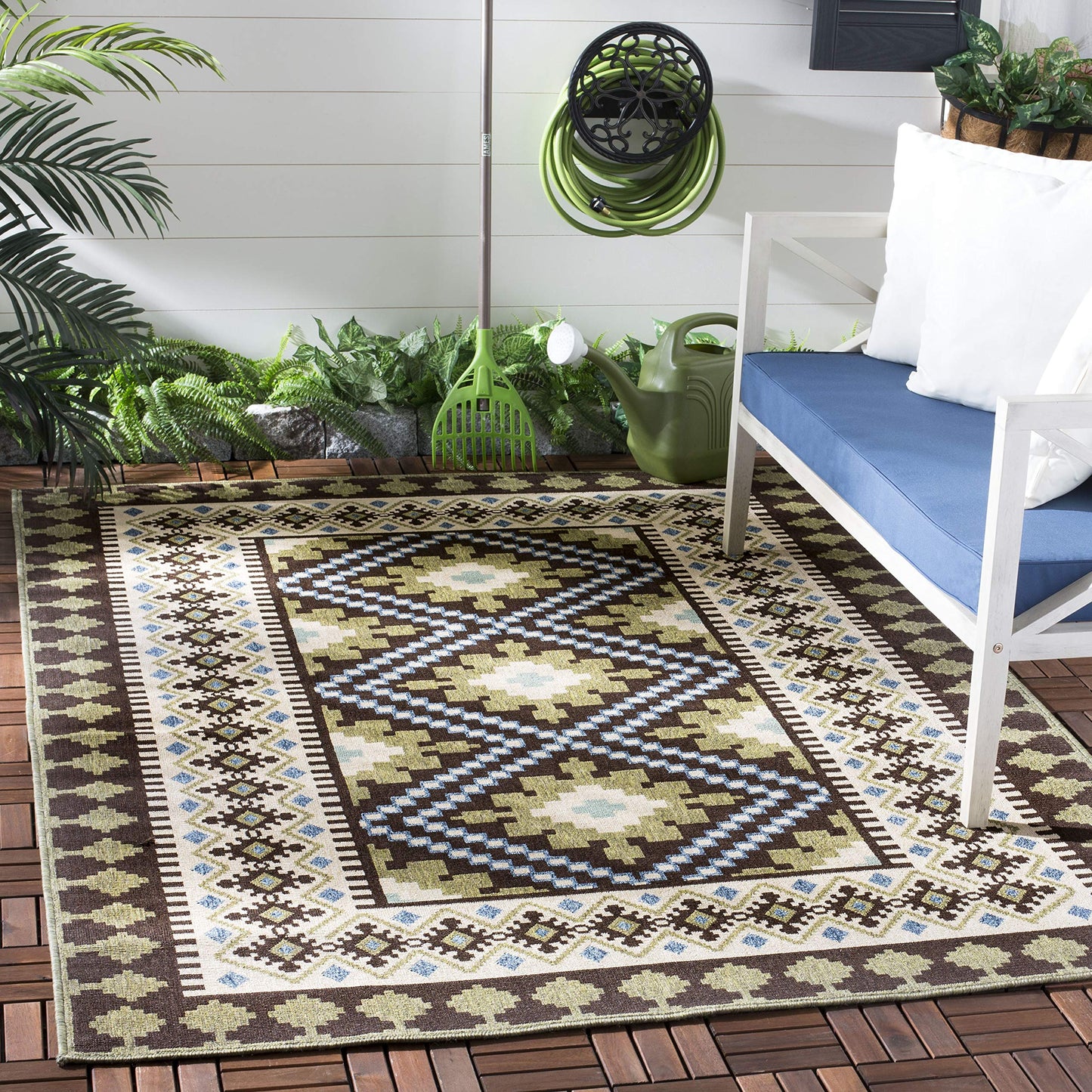 SAFAVIEH Washable Rug Outdoor Veranda Collection - 5'3" x 7'7", Chocolate & Green, Non-Shedding & Easy to Clean, Ideal for Patio, Backyard, Mudroom (VER099-0624)