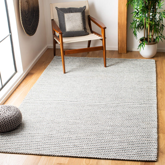 SAFAVIEH Marbella Collection Area Rug - 6' x 9', Charcoal & Ivory, Flat Weave Wool Design, Ideal for High Traffic Areas in Living Room, Bedroom (MRB392H)