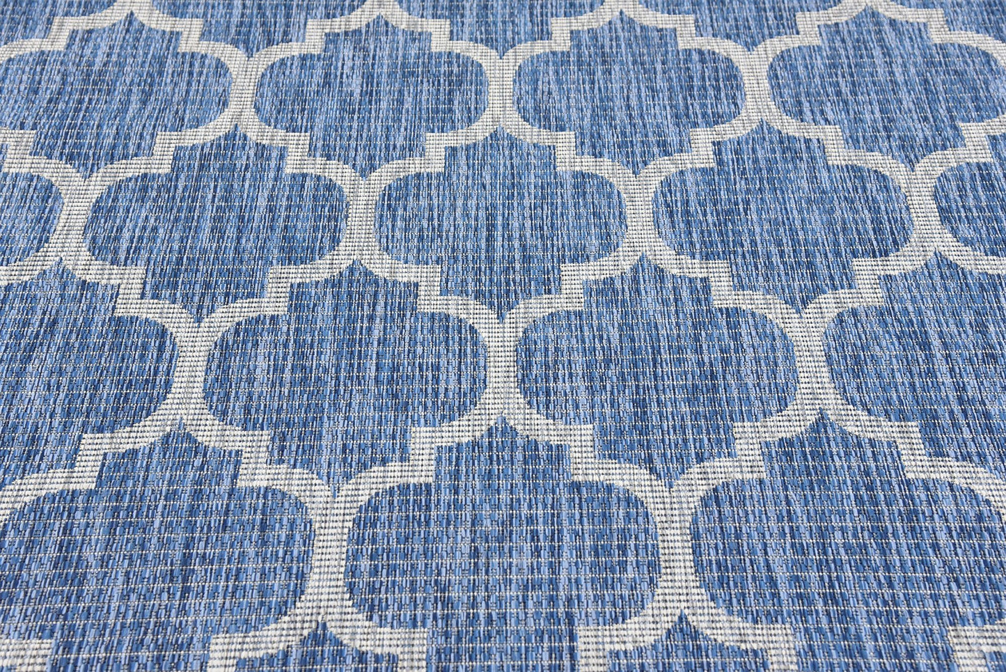 Unique Loom Outdoor Trellis Collection Area Rug (6' 1" x 9' Rectangle, Navy Blue/ Ivory)