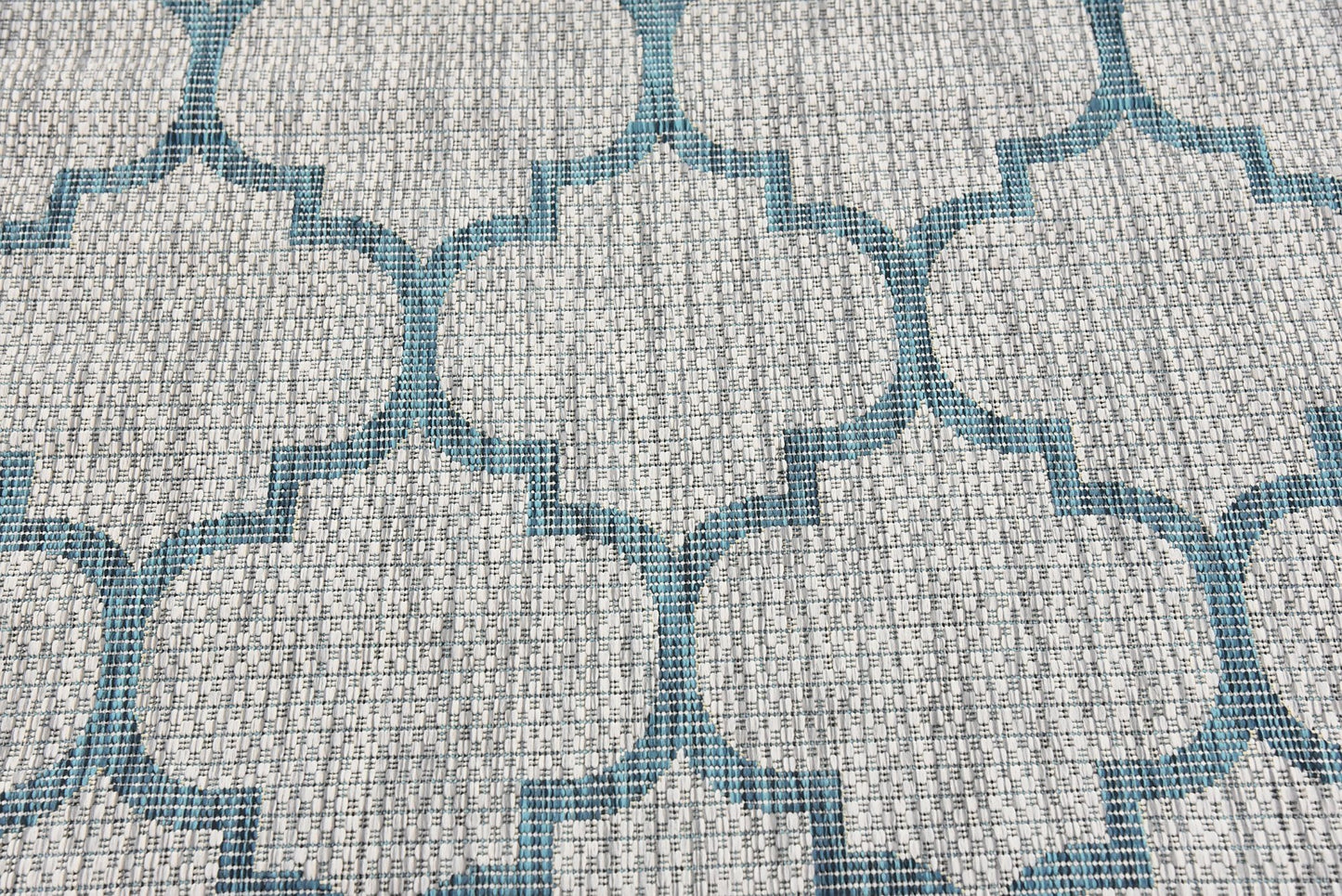 Unique Loom Outdoor Trellis Collection Area Rug (4' 1" x 6' 1" Rectangle, Gray/ Ivory)