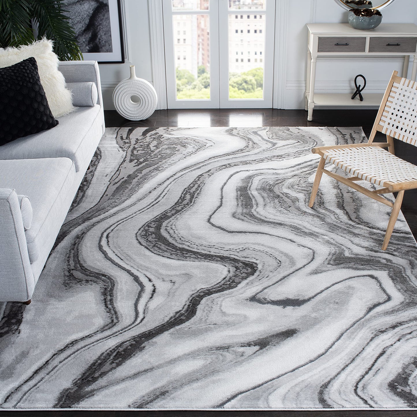 SAFAVIEH Area Rug 8x10 - Craft Collection - Large - Grey & Silver, Modern Abstract Design, Non-Shedding & Easy Cleaning, Ideal for Living Room, Bedroom, Office, Dining Space (CFT819G)