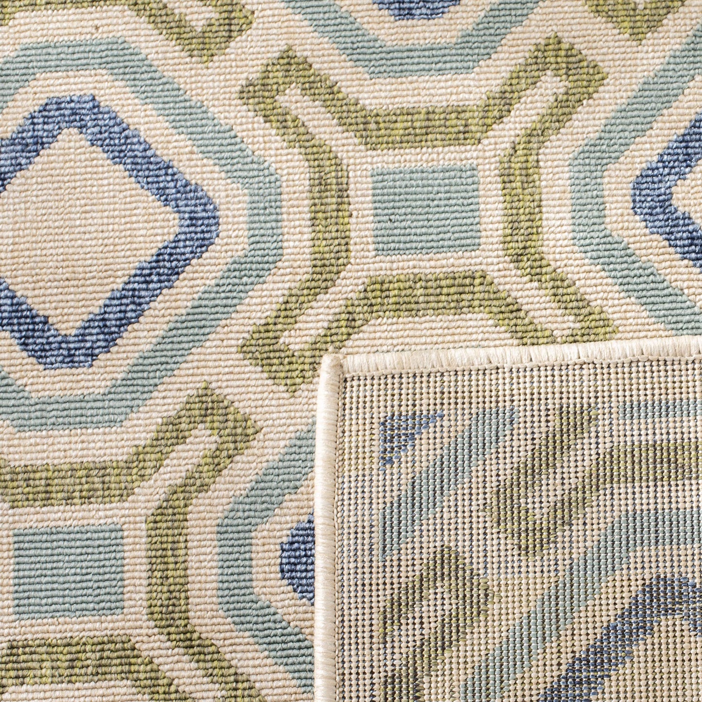 SAFAVIEH Washable Rug Outdoor Veranda Collection - 8' x 11', Cream & Green, Non-Shedding & Easy to Clean, Ideal for Patio, Backyard, Mudroom (VER089-0614)