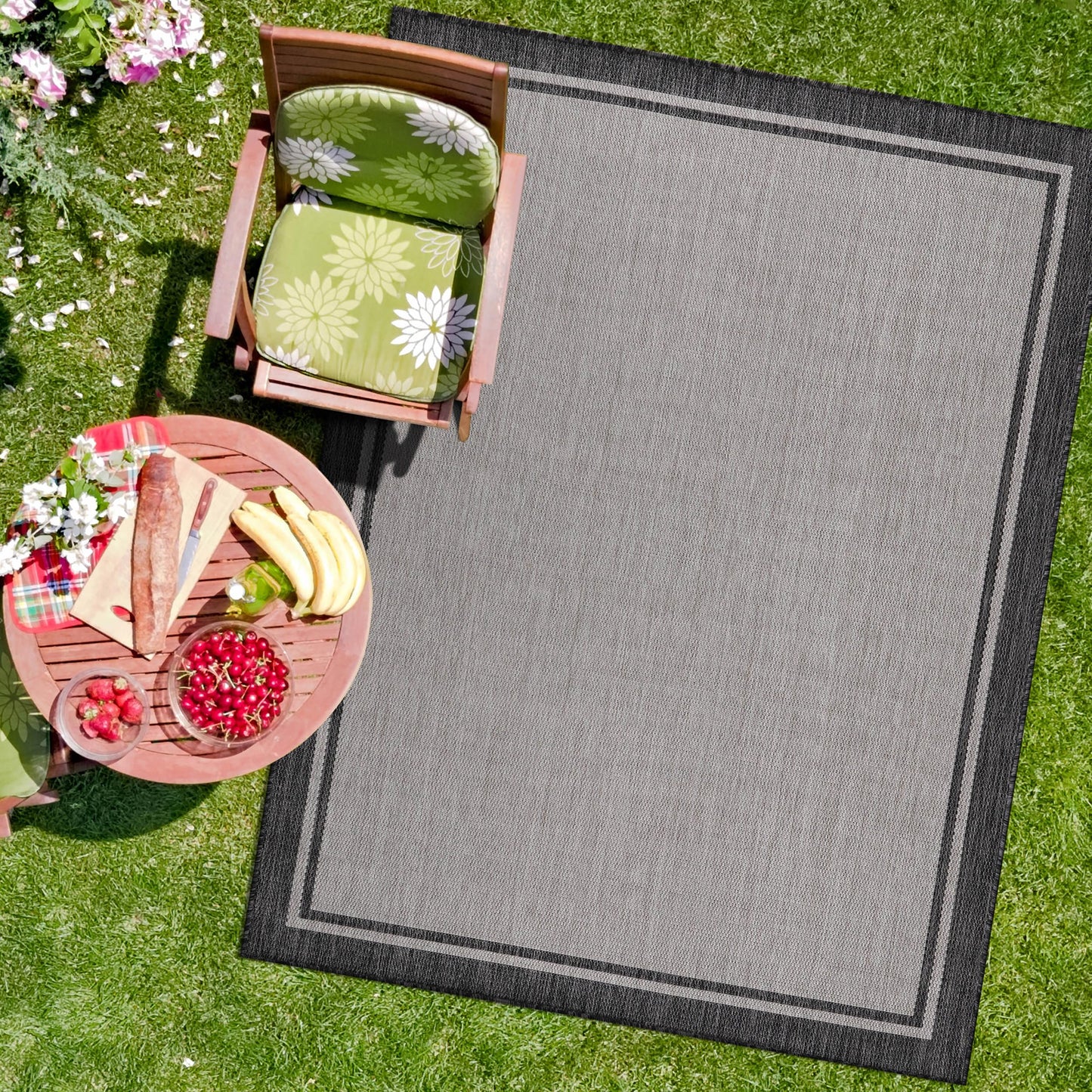 CAMILSON Indoor Outdoor Rug, 5x7 Bordered Gray Modern Area Rugs for Indoor and Outdoor Patios, Kitchen and Hallway Mats, Washable Porch Deck Outside Carpet (Bordered Grey, 5 x 7)