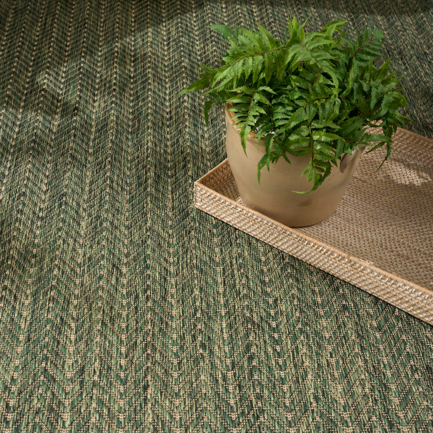 Nourison Home Horizon Indoor/Outdoor Green 4' x 6' Area Rug - Easy Clean, Non Shedding, Bed Room, Living Room, Dining Room, Kitchen (4' x 6')