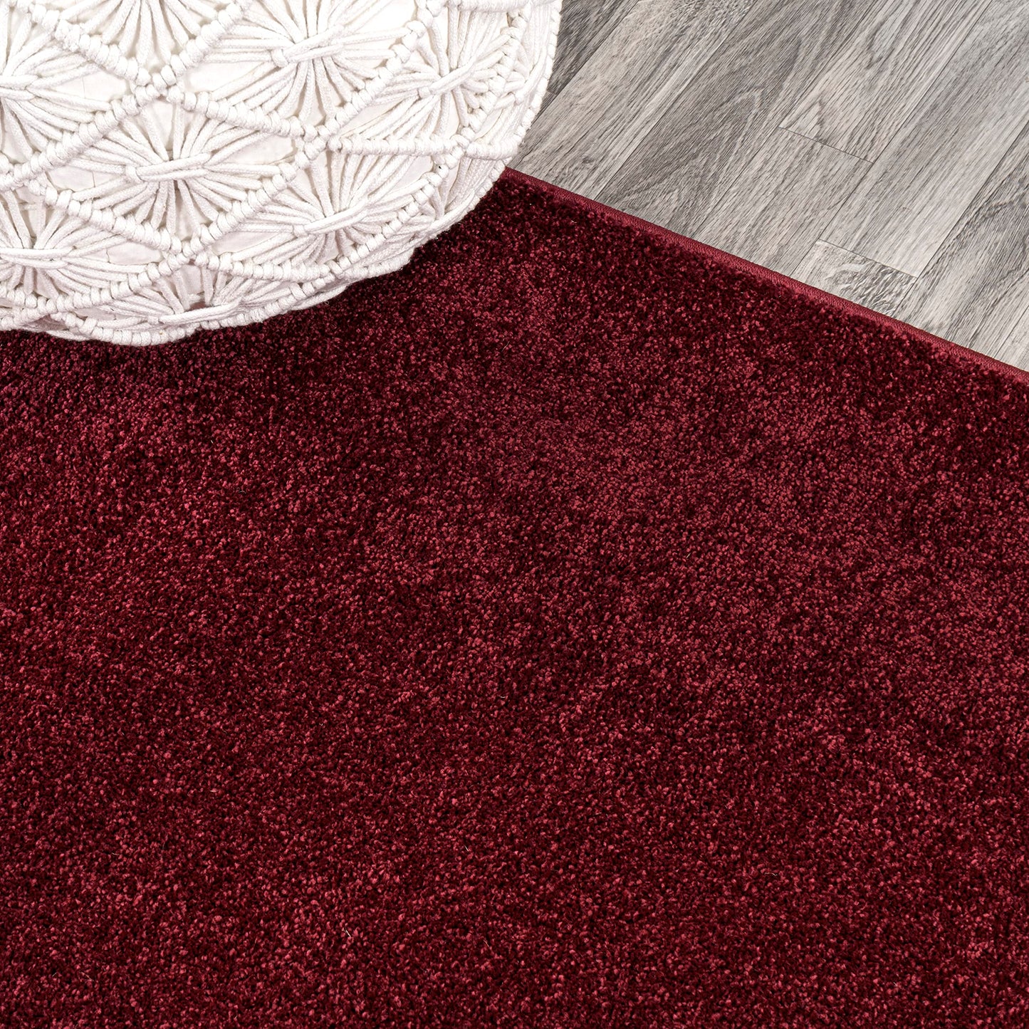 JONATHAN Y Haze Solid Low-Pile Dark Red 7x7 Square Indoor Area Rug, Coastal,Bohemian,Minimalist,Classic, Easy-Cleaning for Living Room,Bedroom,Kitchen,Pet Friendly,Non-Shedding (SEU100Q-7SQ)