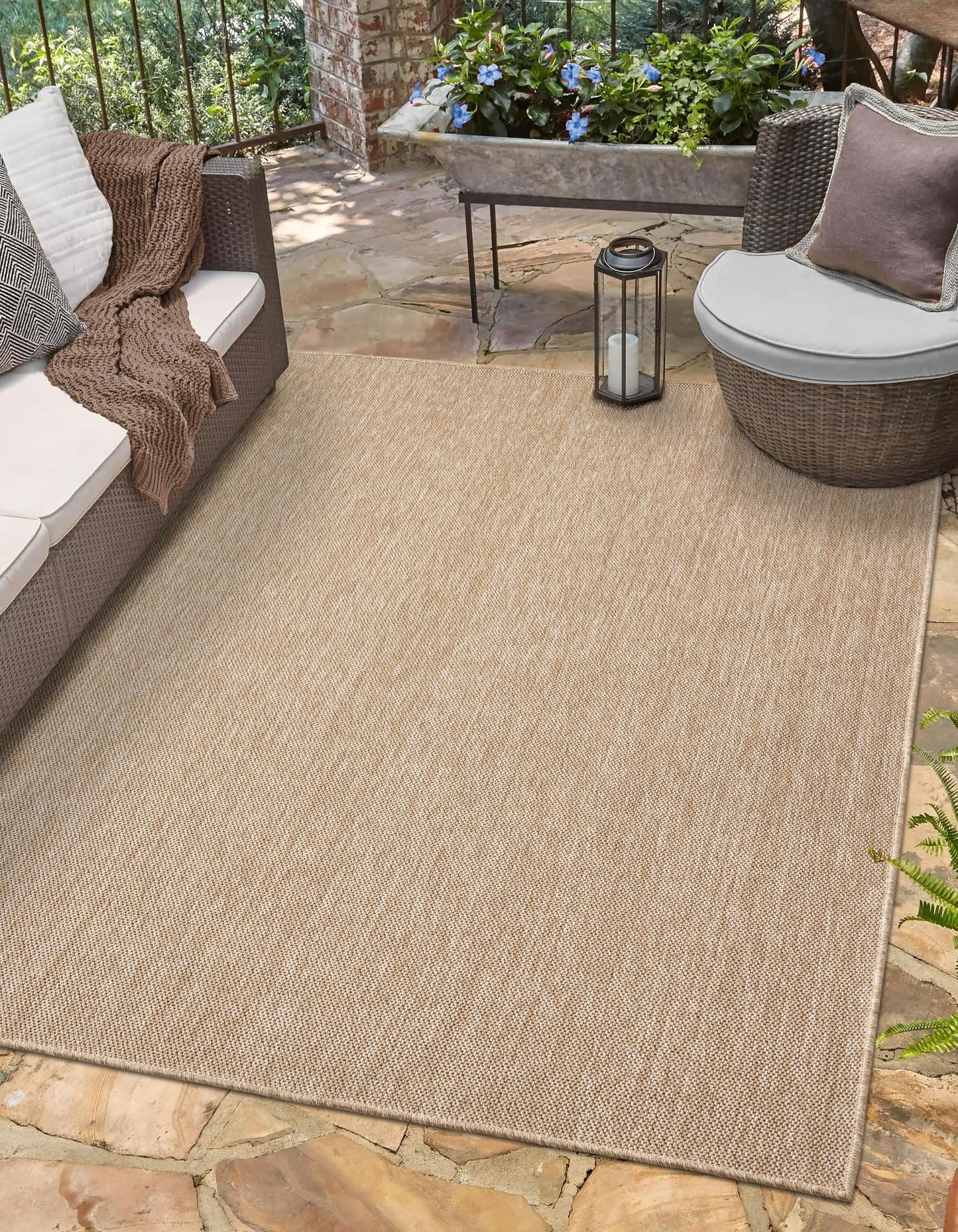 RUGGERRUGS Angela Easy Jute Indoor Outdoor Rug, 5x7 Neutral Solid Jute Look, Polyester, Durable & Easy Care Outdoor Farmhouse Carpet for Patio, Porch, Living Room (5' x 7', Natural)