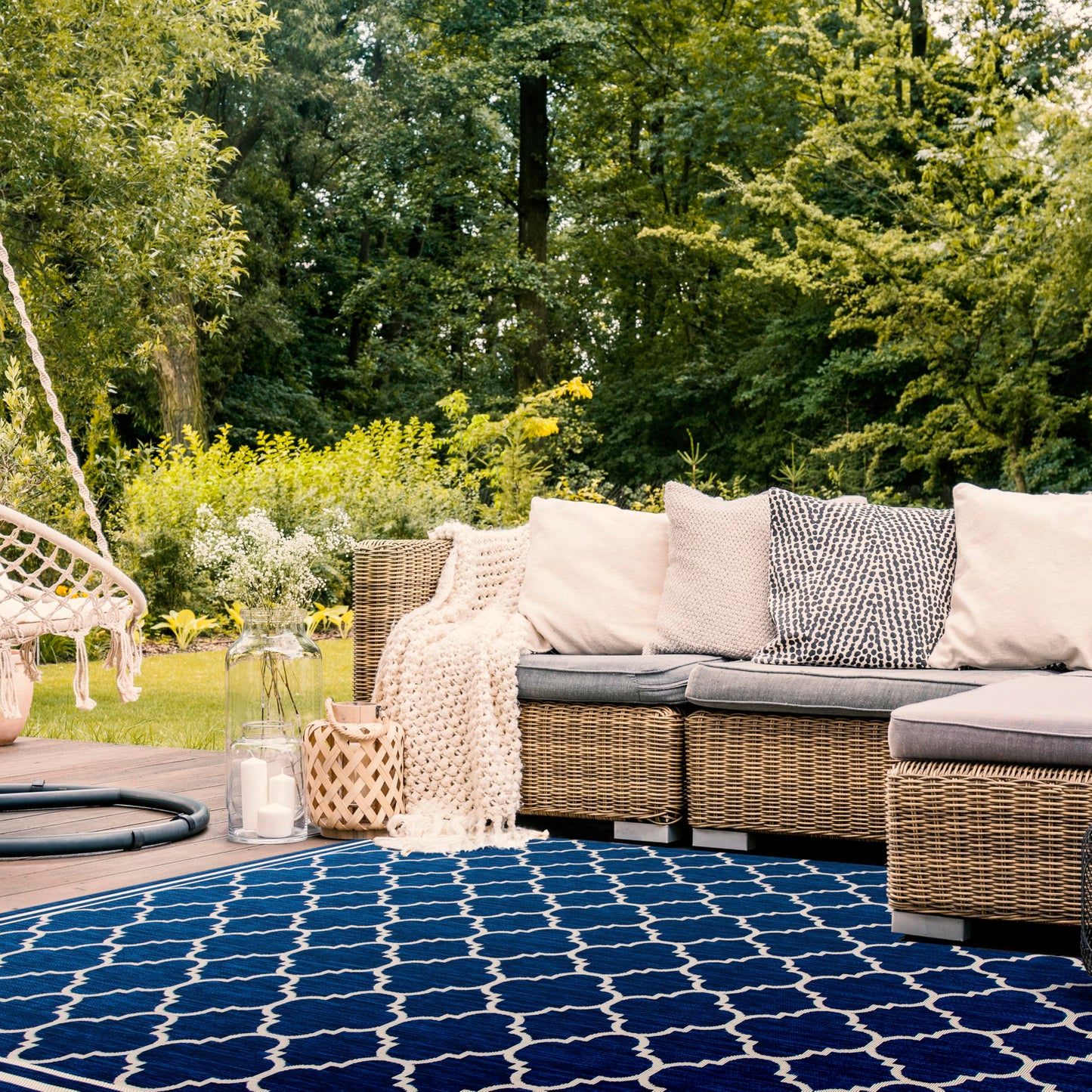 SAFAVIEH Courtyard Collection 8' x 11' Navy/Beige CY6918 Trellis Indoor/ Outdoor Splashproof Easy Scrubbing Patio Backyard Mudroom Area Rug