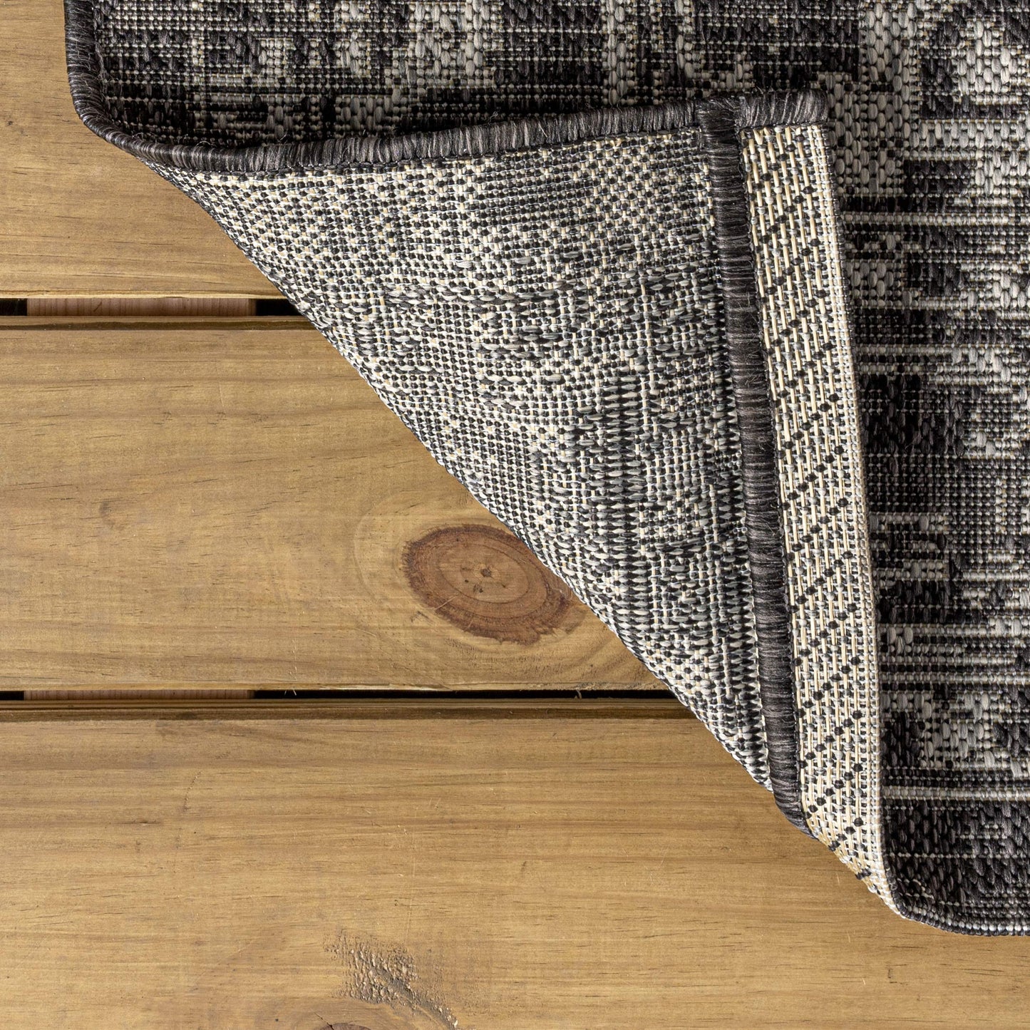 JONATHAN Y Boho Medallion Indoor Outdoor Area Rug 5X8 Black/Gray, Malta Textured Weave for Backyard, Patio, Porch, Easy-Cleaning, High Traffic, Pet-Friendly, Non-Shedding (SMB104C-5)