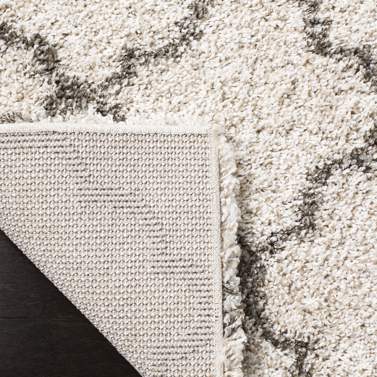 SAFAVIEH Hudson Shag Collection Area Rug - 6' x 9', Ivory & Grey, Moroccan Trellis Design, Non-Shedding & Easy Care, 2-inch Thick Ideal for High Traffic Areas in Living Room, Bedroom (SGH282A)