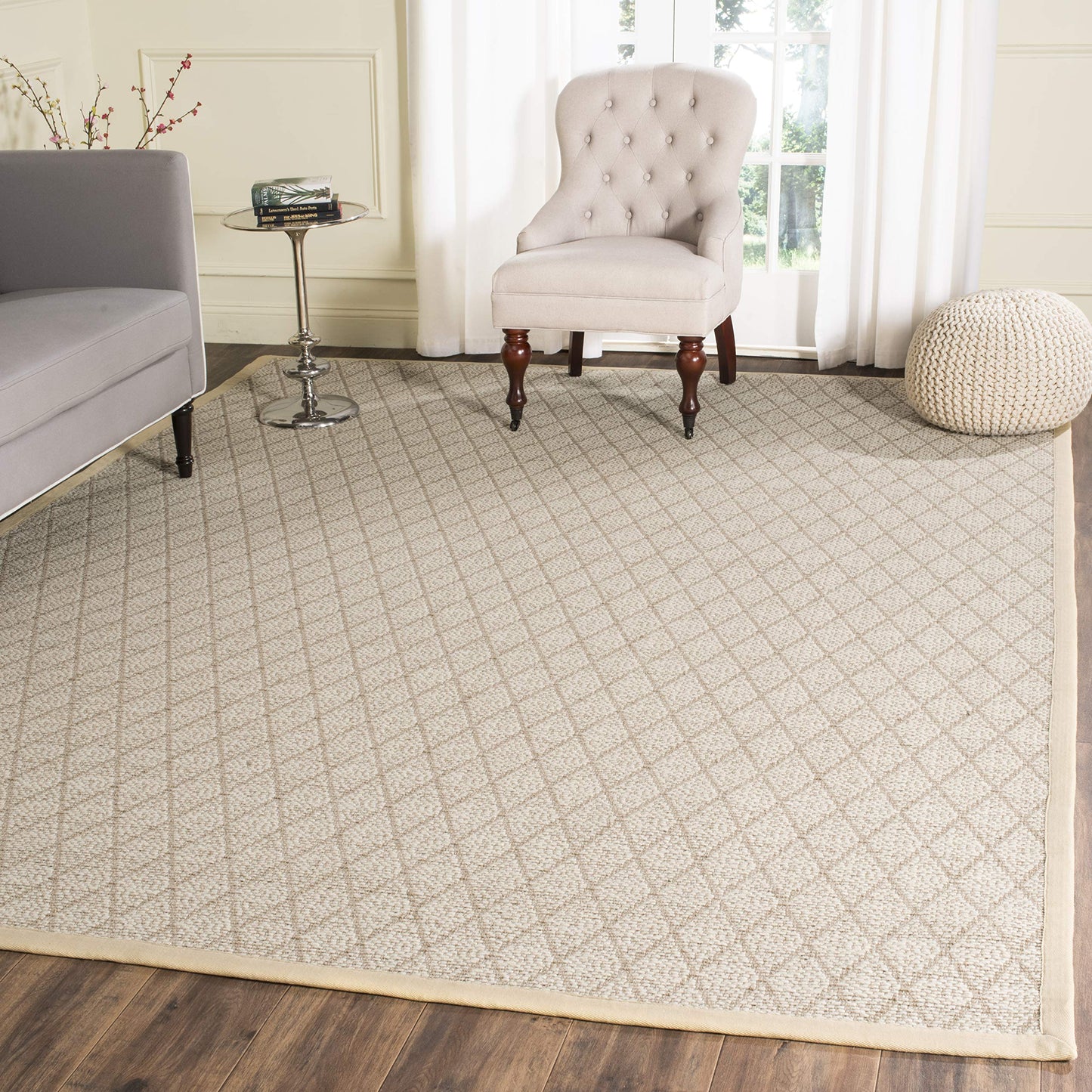 SAFAVIEH Natural Fiber Collection Accent Rug - 4' x 6', Natural, Handmade Jute, Ideal for High Traffic Areas in Entryway, Living Room, Bedroom (NF460A)