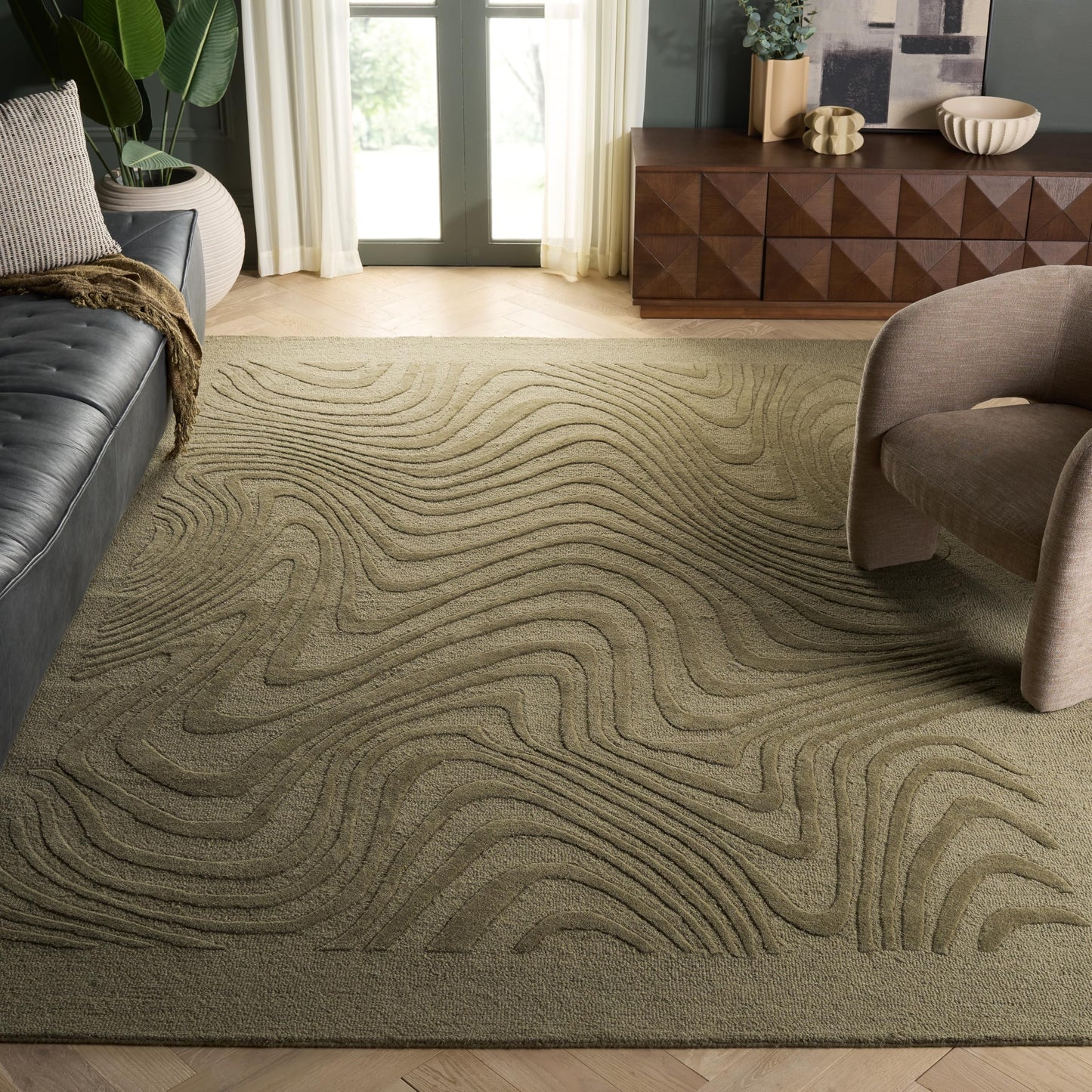 SAFAVIEH Area Rug 8x10 - Ebony Collection - Large - Green, Handmade Wool, Ideal for Living Room, Bedroom, Dining Space (EBN725Y)