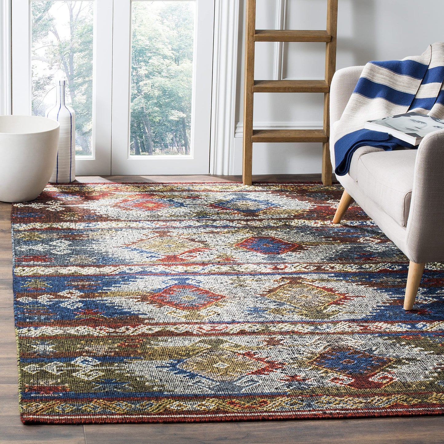 SAFAVIEH Canyon Collection Area Rug - 5' x 8', Multi, Handmade Boho Southwestern Tribal Wool, Ideal for High Traffic Areas in Living Room, Bedroom (CNY108D)