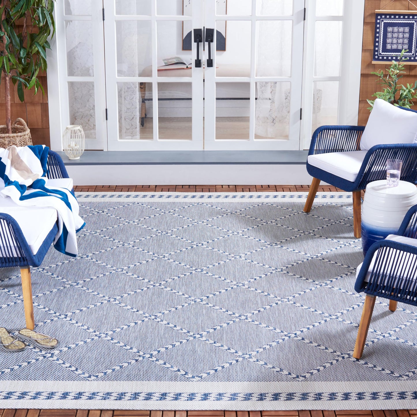SAFAVIEH Washable Rug Outdoor Courtyard Collection - 9' x 12', Navy & Ivory, Non-Shedding & Easy Cleaning, Ideal for Patio, Backyard, Mudroom (CY8234-534)
