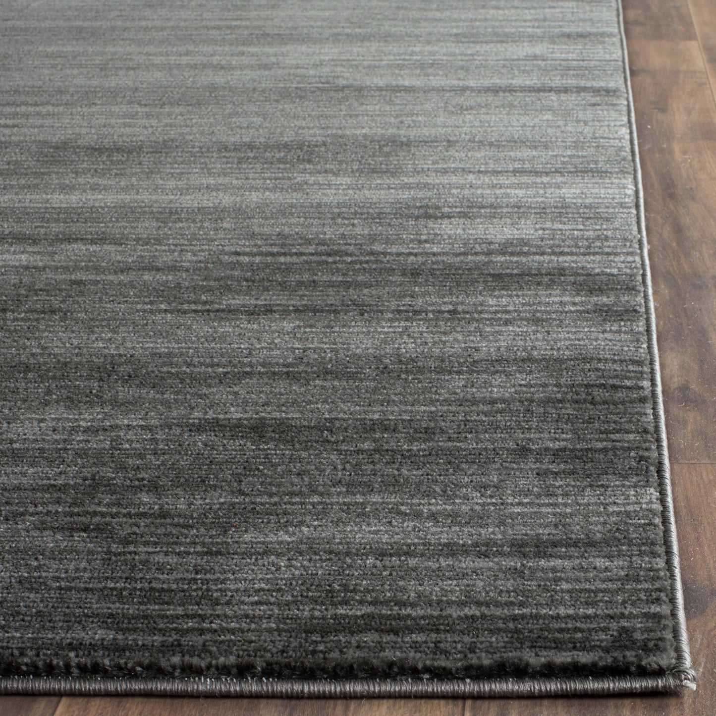 SAFAVIEH Vision Collection Area Rug - 4' Square, Grey, Modern Ombre Design, Non-Shedding & Easy to Clean, Ideal for Living Room, Bedroom, Dining Space (VSN606D)