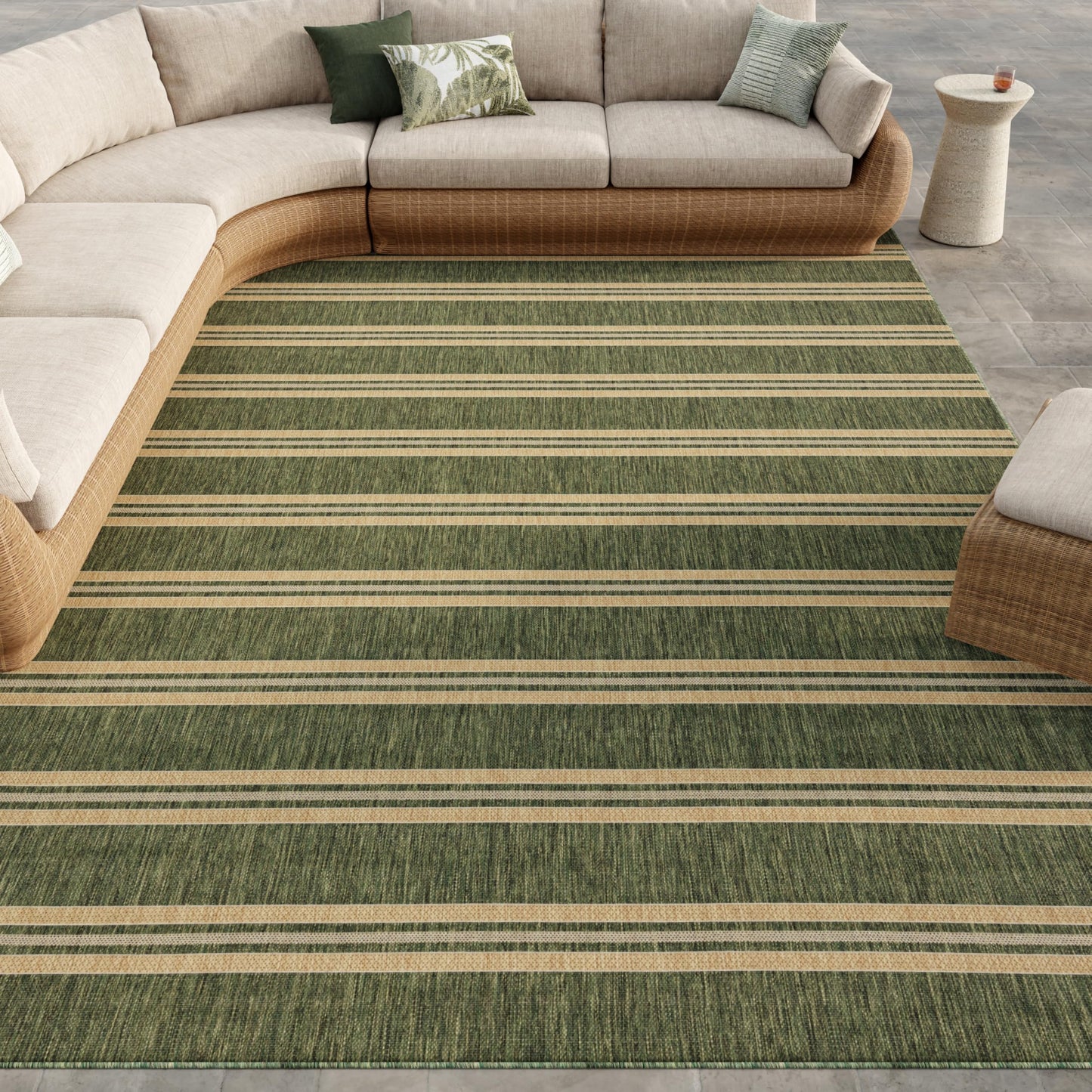Nourison Home Horizon Indoor/Outdoor Green 8' x 10' Area Rug - Easy Clean, Non Shedding, Bed Room, Living Room, Dining Room, Kitchen (8' x 10')