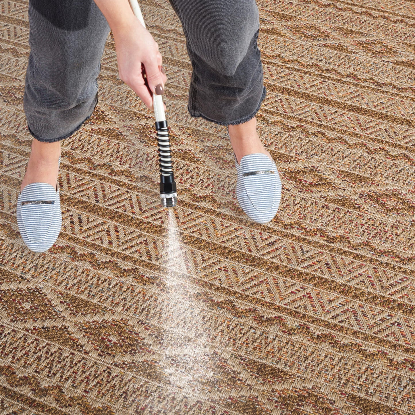 SAFAVIEH Washable Rug Outdoor Wicker Collection - 4' x 6', Natural & Brown, Non-Shedding & Easy to Clean, Ideal for Patio, Backyard, Mudroom (WCK152B)