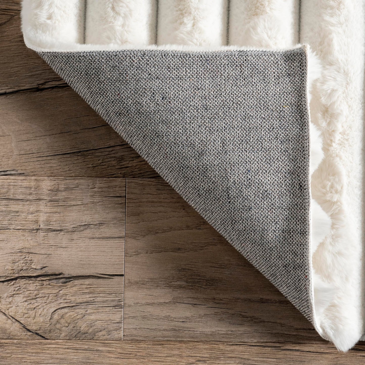 Nuloom SuperiorWash Collection Kai Off-White, 5' x 7'6" Oval, Soft and Cozy, High Traffic, Stain Resistant, Easy Clean, Durable Washable Area Rug for Bedroom, Living Room, Dining, Den, Foyer, Entryway
