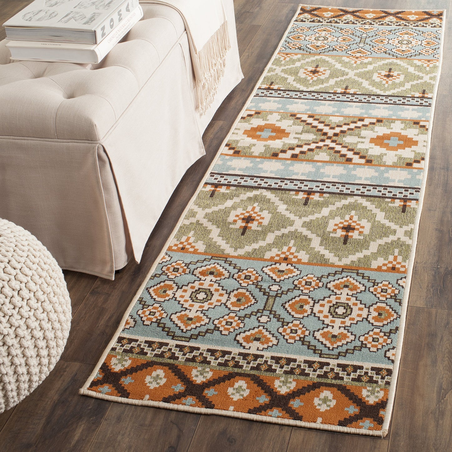 SAFAVIEH Washable Rug Outdoor Veranda Collection - 2' x 3'7", Green & Terracotta, Non-Shedding & Easy to Clean, Ideal for Entryway, Patio, Kitchen, Mudroom, Front Door (VER097-0745)