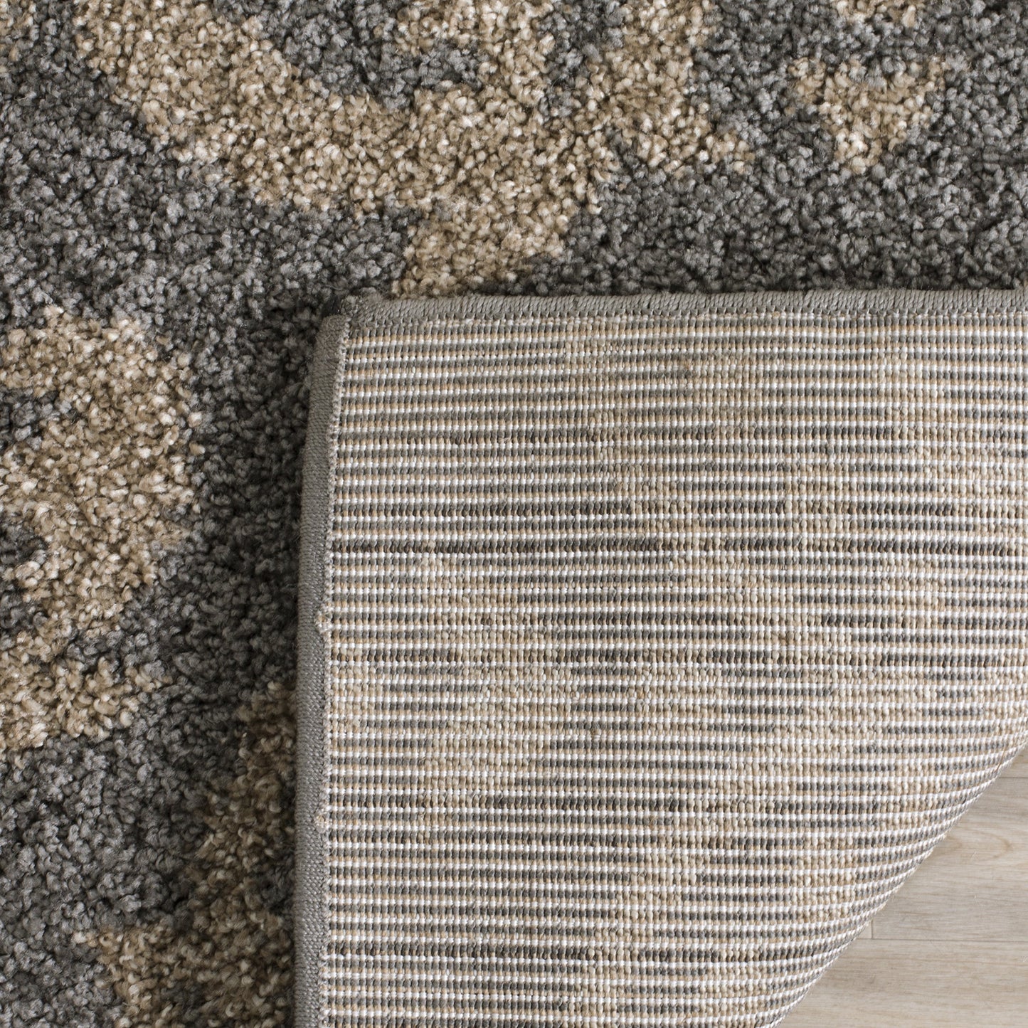 SAFAVIEH Area Rug 8x10 - Florida Shag Collection - Large - Grey & Beige, Damask Design, Non-Shedding & Easy Cleaning, Plush Thick Pile, Ideal for Living Room, Bedroom, Dining Space (SG460013)