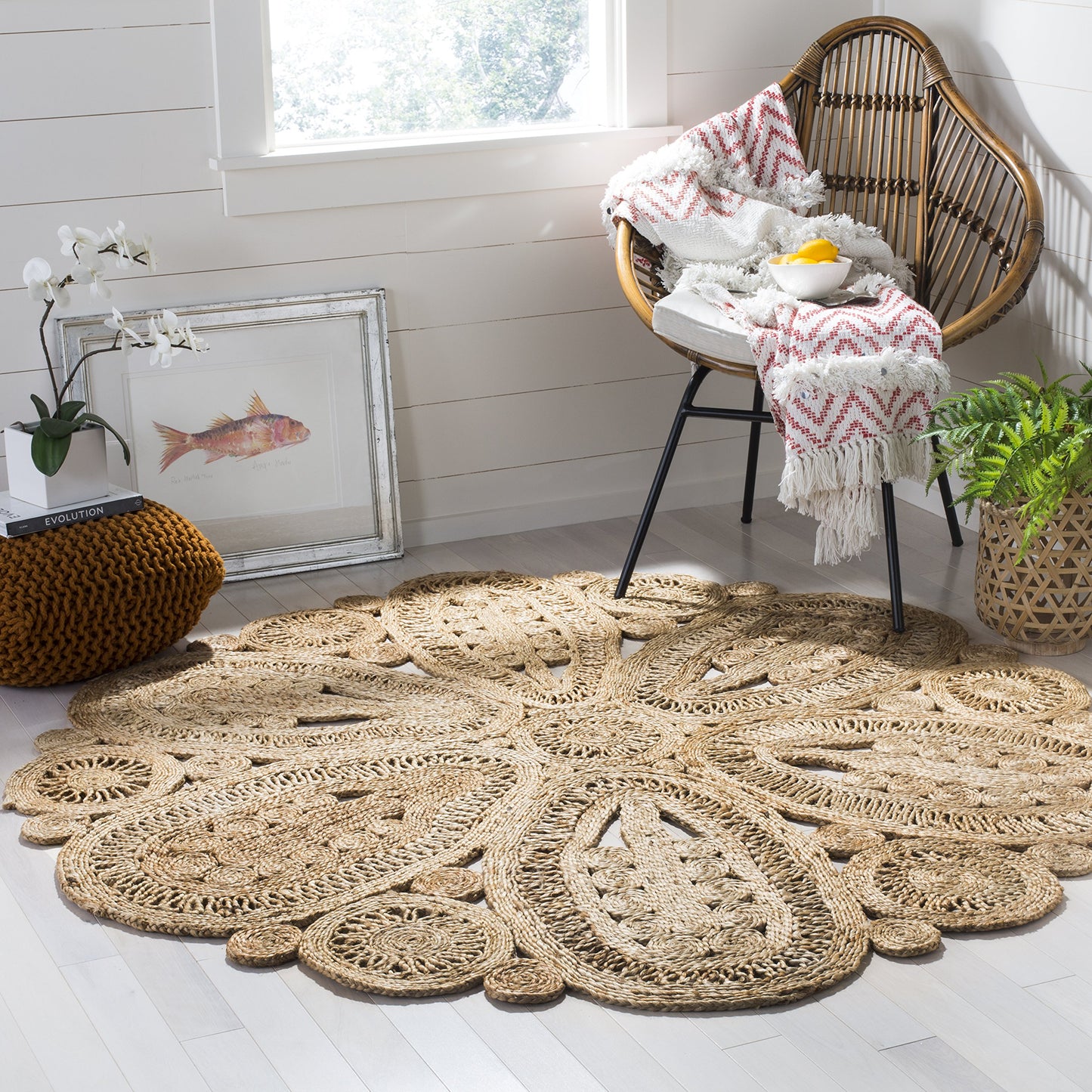 SAFAVIEH Area Rug 3' Round - Natural Fiber Collection - Natural Brown, Handmade Jute, Decorative Boho Floral Design (NF360A)