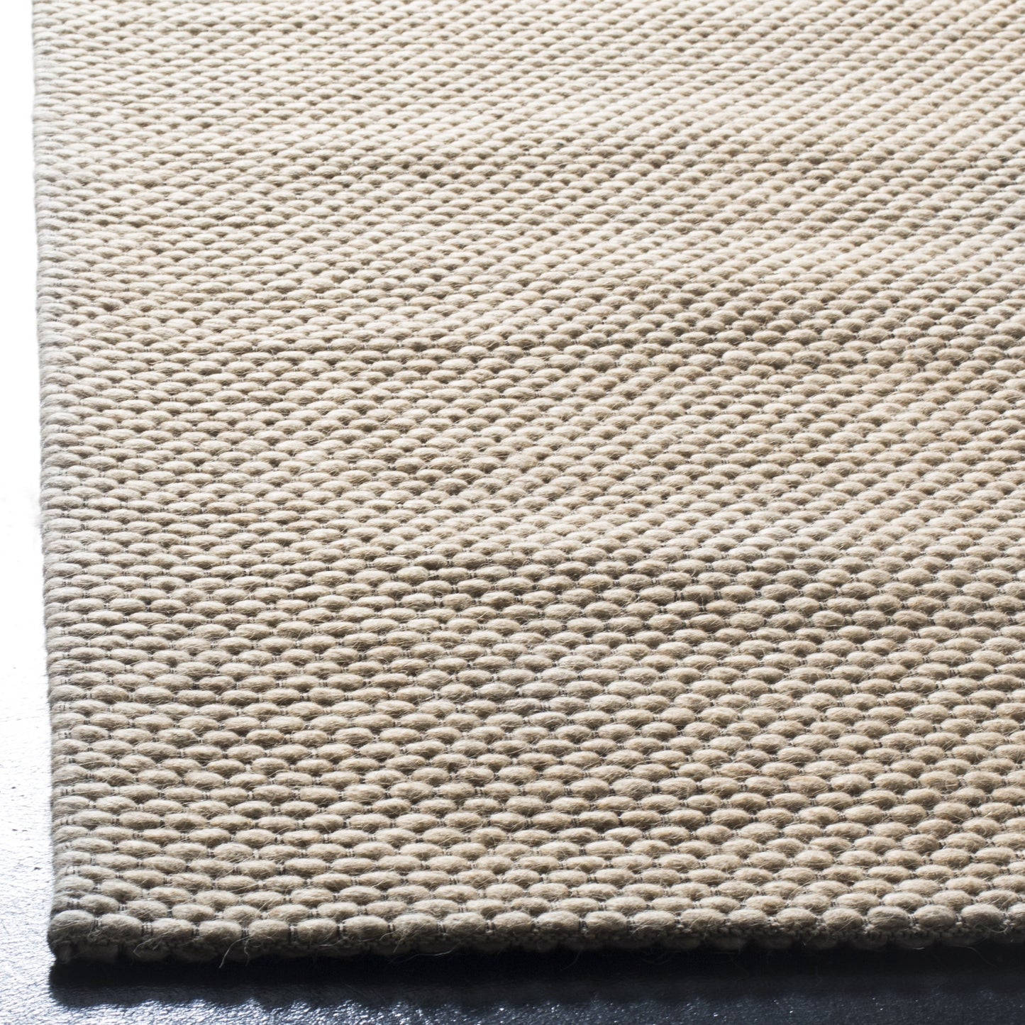 SAFAVIEH Natura Collection Area Rug - 5' x 8', Beige, Handmade Wool, Ideal for High Traffic Areas in Living Room, Bedroom (NAT801B)