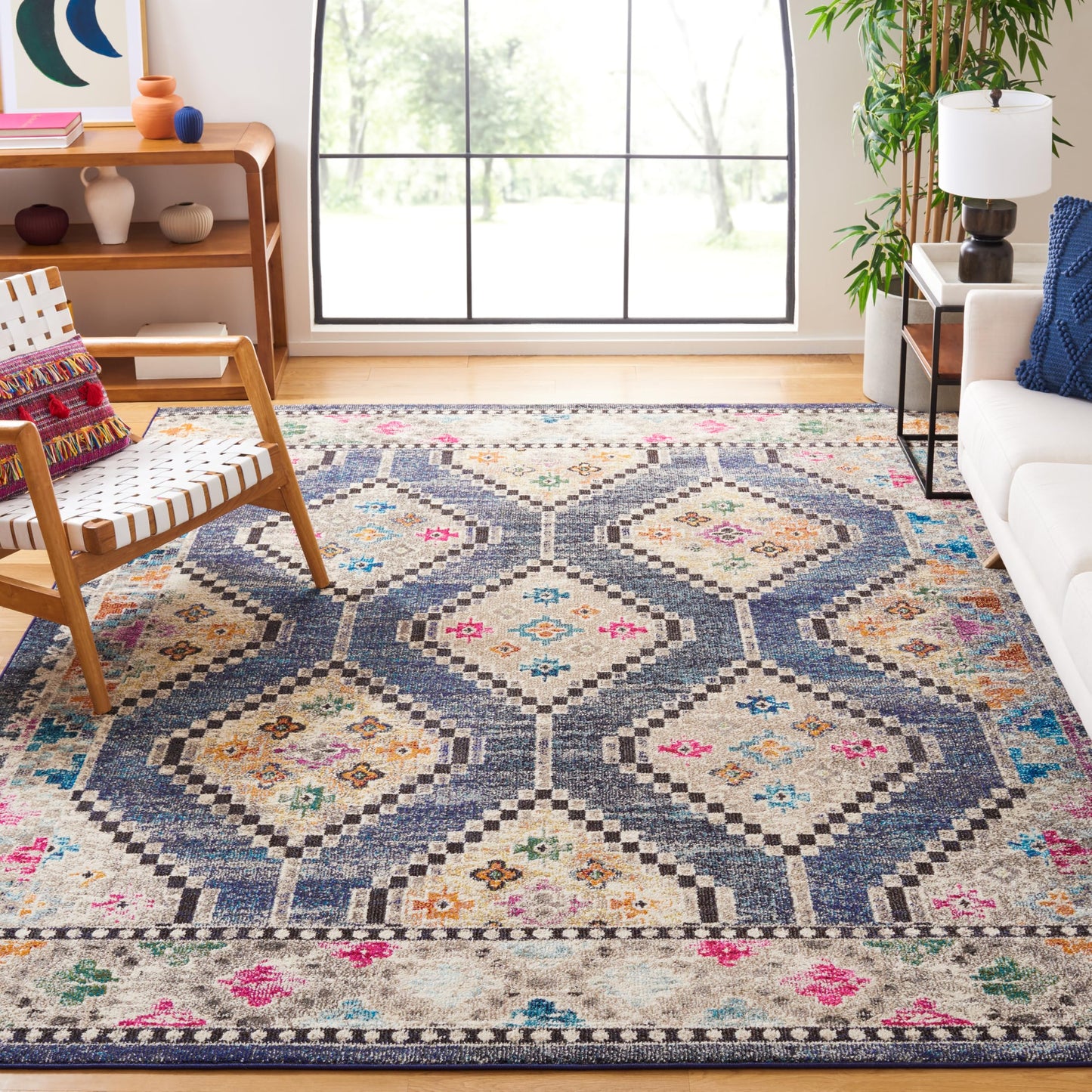 SAFAVIEH Area Rug 8x10 - Madison Collection - Large - Navy & Beige, Boho Tribal Distressed Design, Non-Shedding & Easy Cleaning, Ideal for Living Room, Bedroom, Office, Dining Space (MAD481N)
