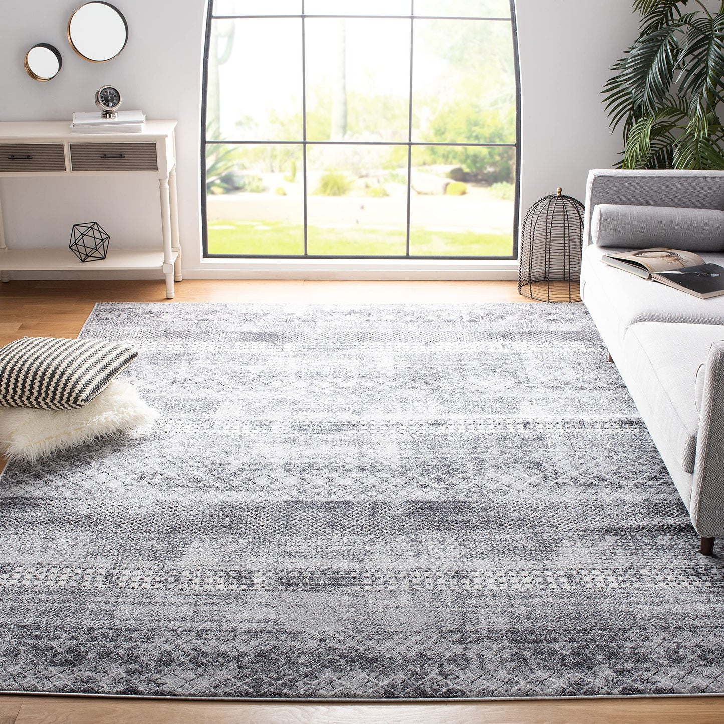 SAFAVIEH Amelia Collection Area Rug - 9' x 12', Grey & Ivory, Rustic Tribal Distressed Design, Non-Shedding & Easy Care, Ideal for High Traffic Areas in Living Room, Bedroom (ALA761F)