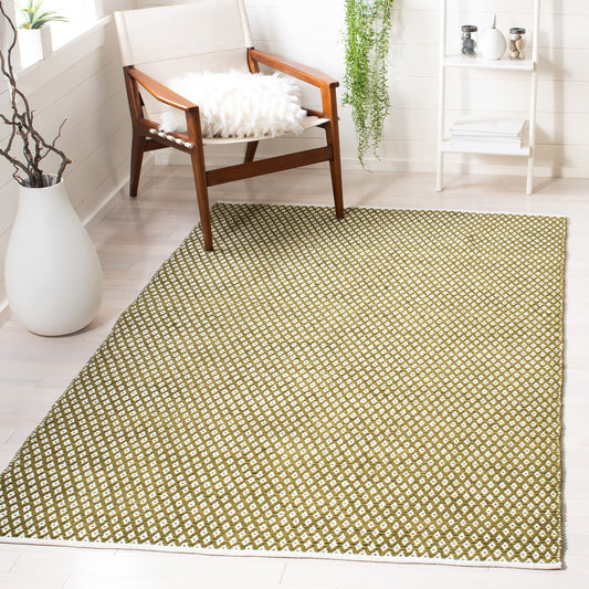 SAFAVIEH Boston Collection Area Rug - 4' Square, Olive, Handmade Flat Weave Cotton, Ideal for High Traffic Areas in Living Room, Bedroom (BOS685B)