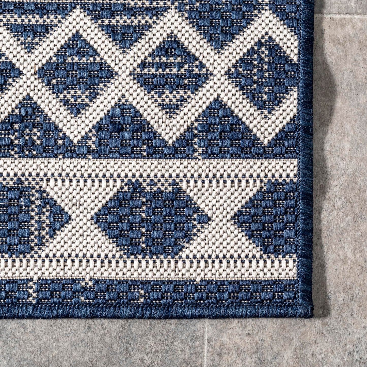 Nuloom Outdoor Performance Cari Blue/Ivory, 8' x 10', Diamond, Soft and Cozy, High Traffic, Stain Resistant, Easy Clean, Durable Area Rug for Indoor/Outdoor Patio, Deck, Porch, Garden, Courtyard